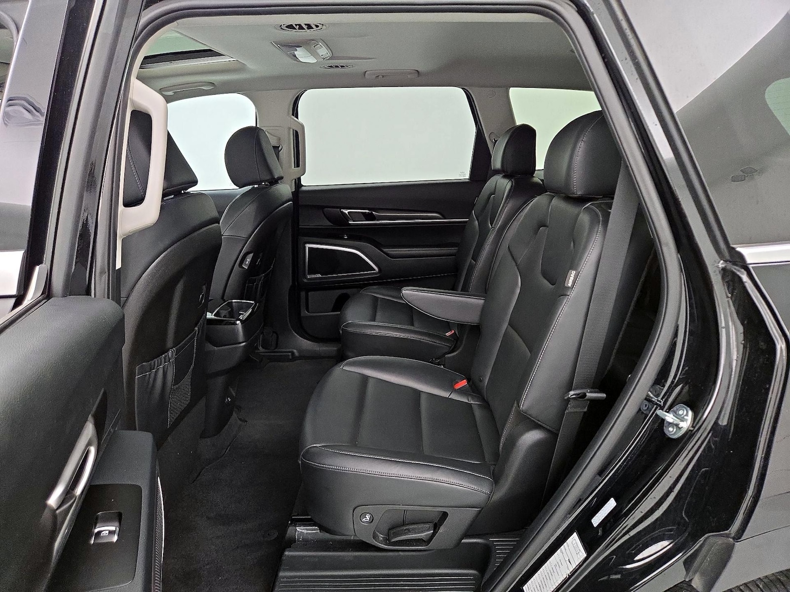 2025 Kia Telluride S - Photo 22