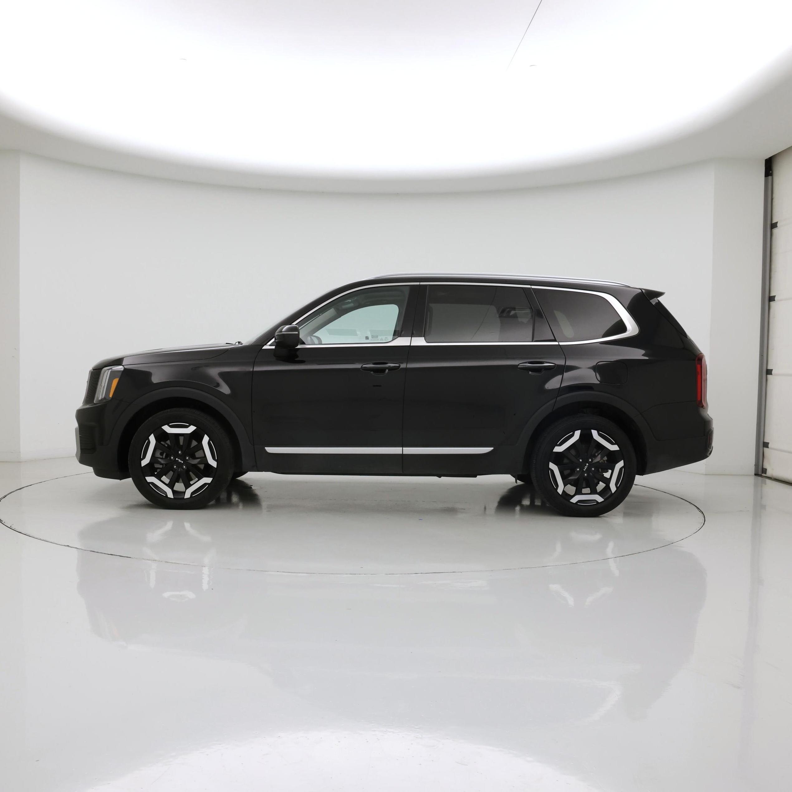 Thumbnail: 2025 Kia Telluride - 3