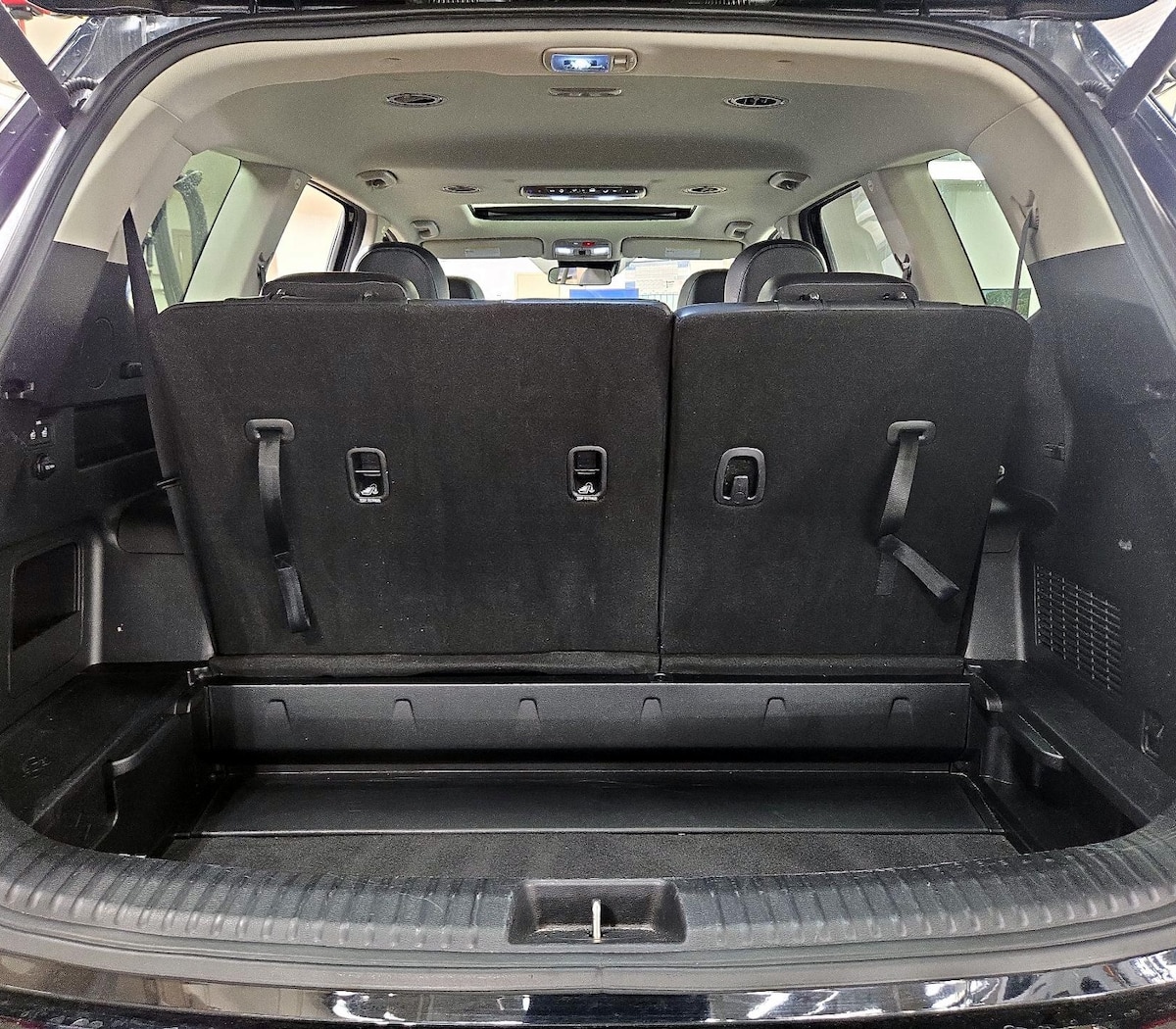 Trunk/Cargo (Seats Up)