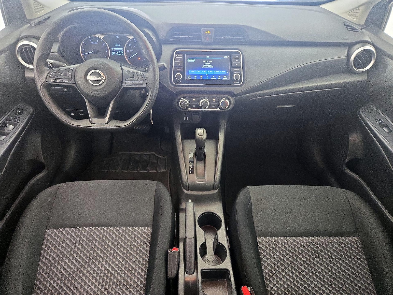 2024 Nissan Versa Sedan S - Photo 10