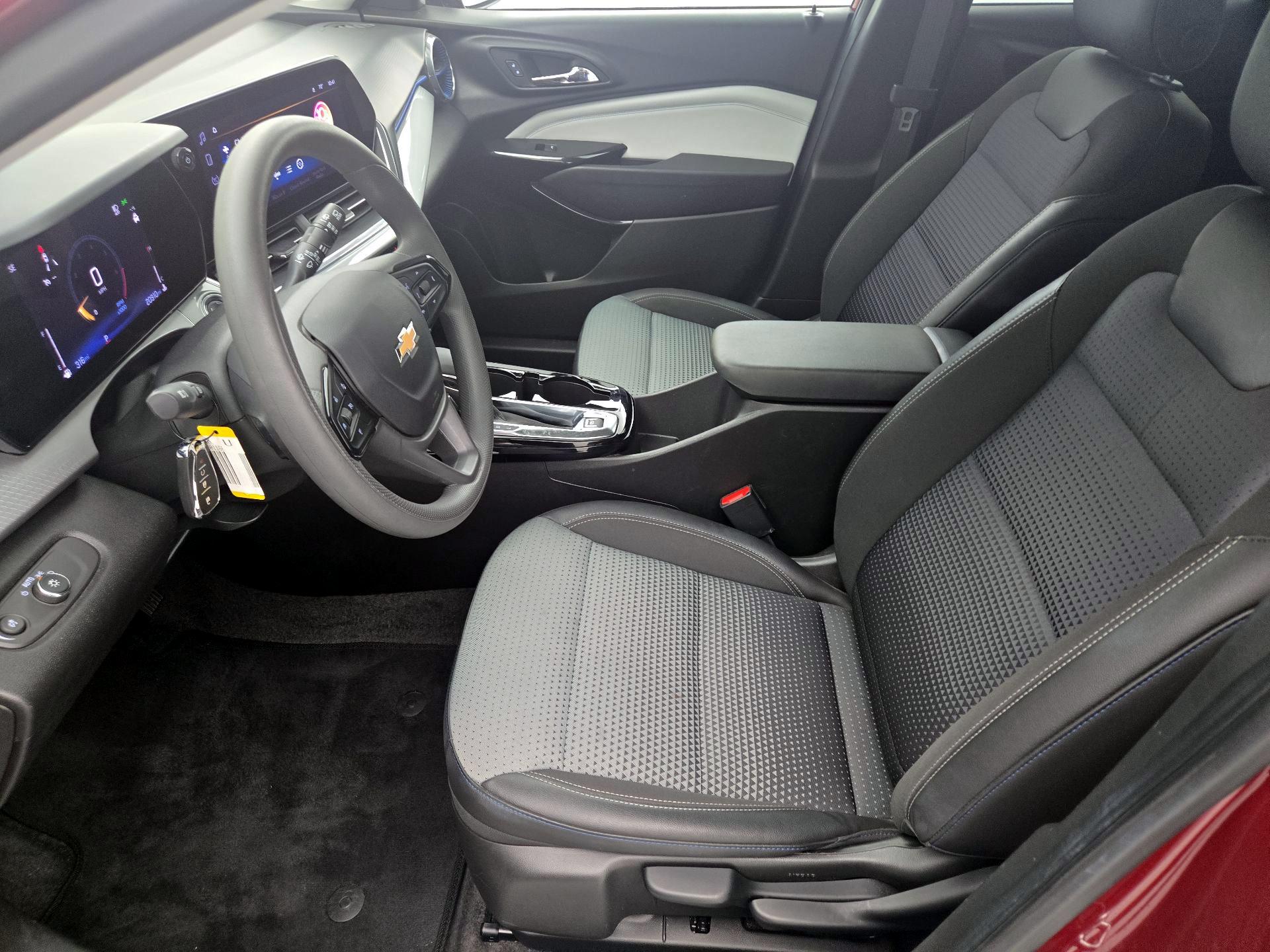 Thumbnail: 2025 Chevrolet Trax - 12