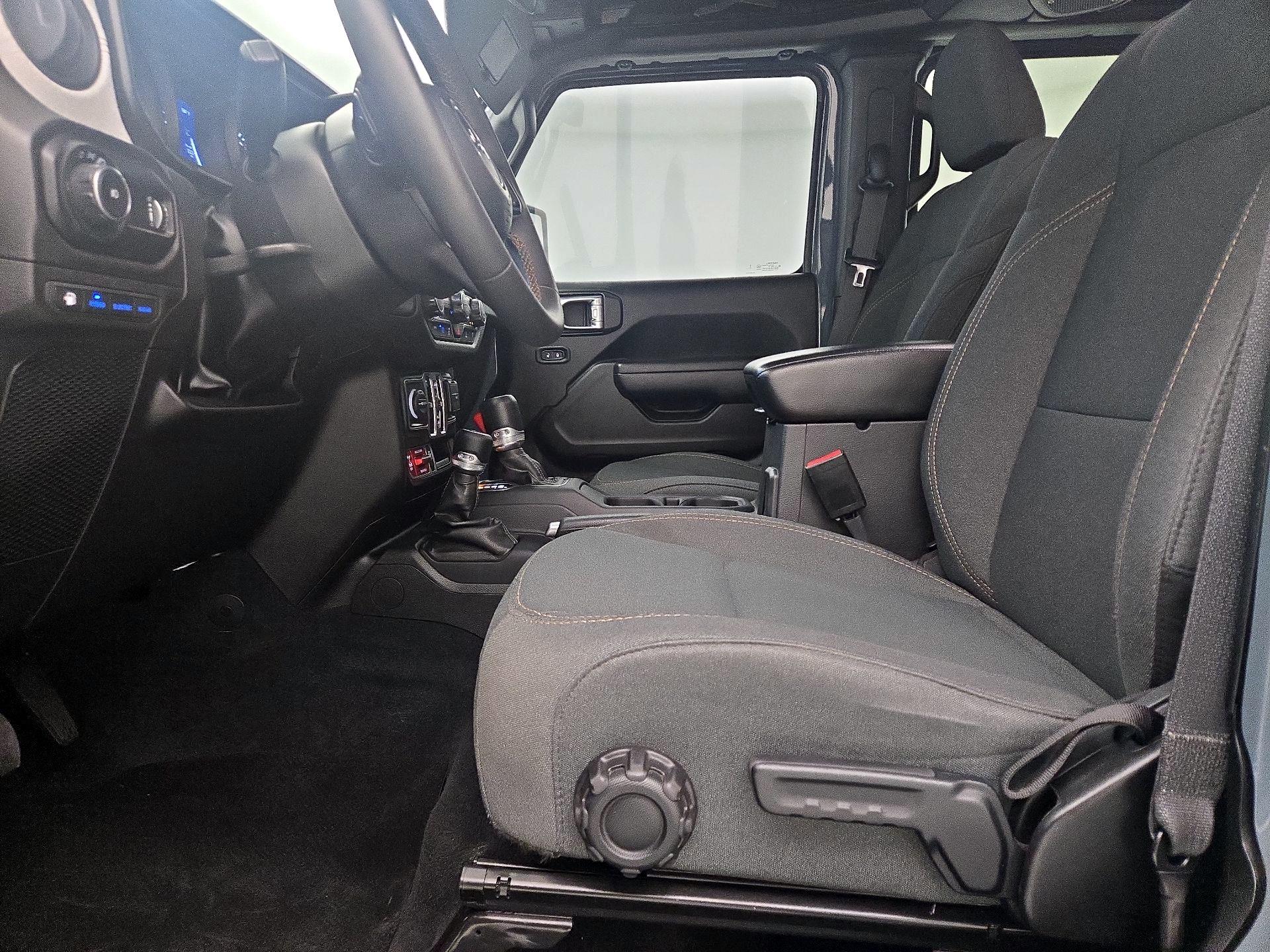 Thumbnail: 2024 Jeep Wrangler - 11