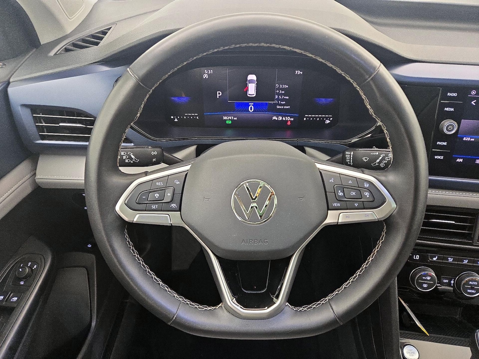 2024 Volkswagen Taos SE - Photo 11