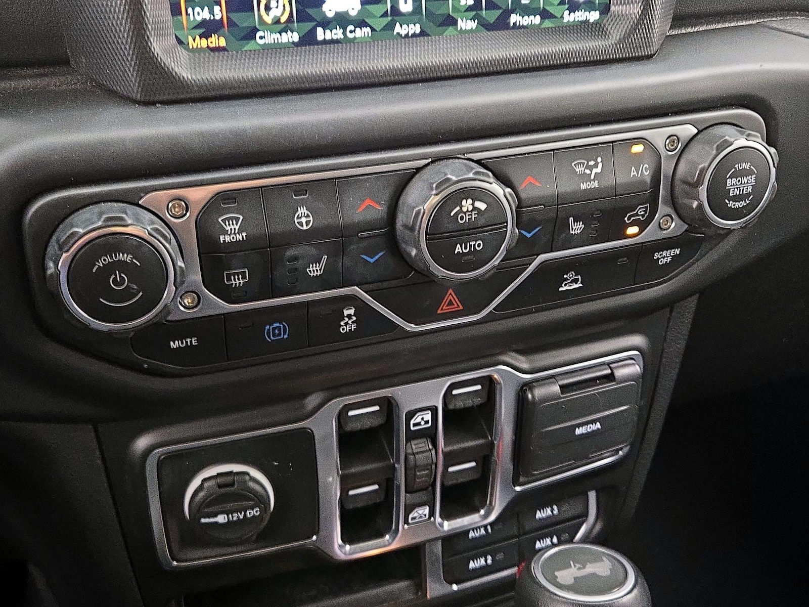 2023 Jeep Wrangler 4xe Sahara 4XE - Photo 18