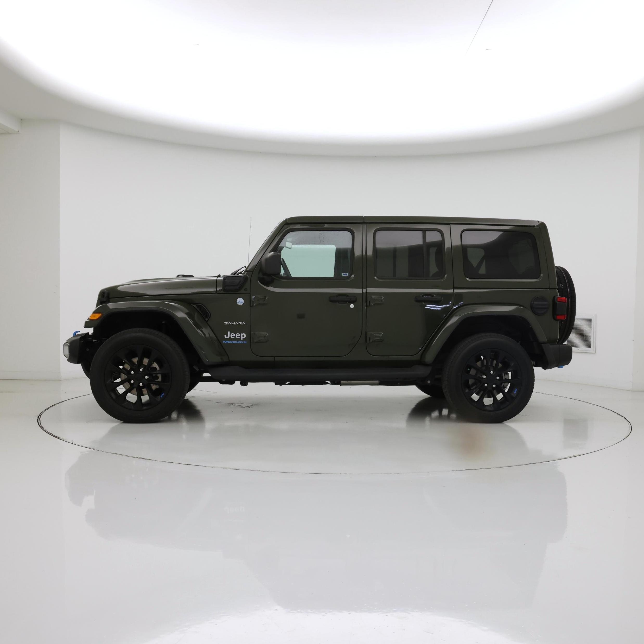 Thumbnail: 2023 Jeep Wrangler - 3