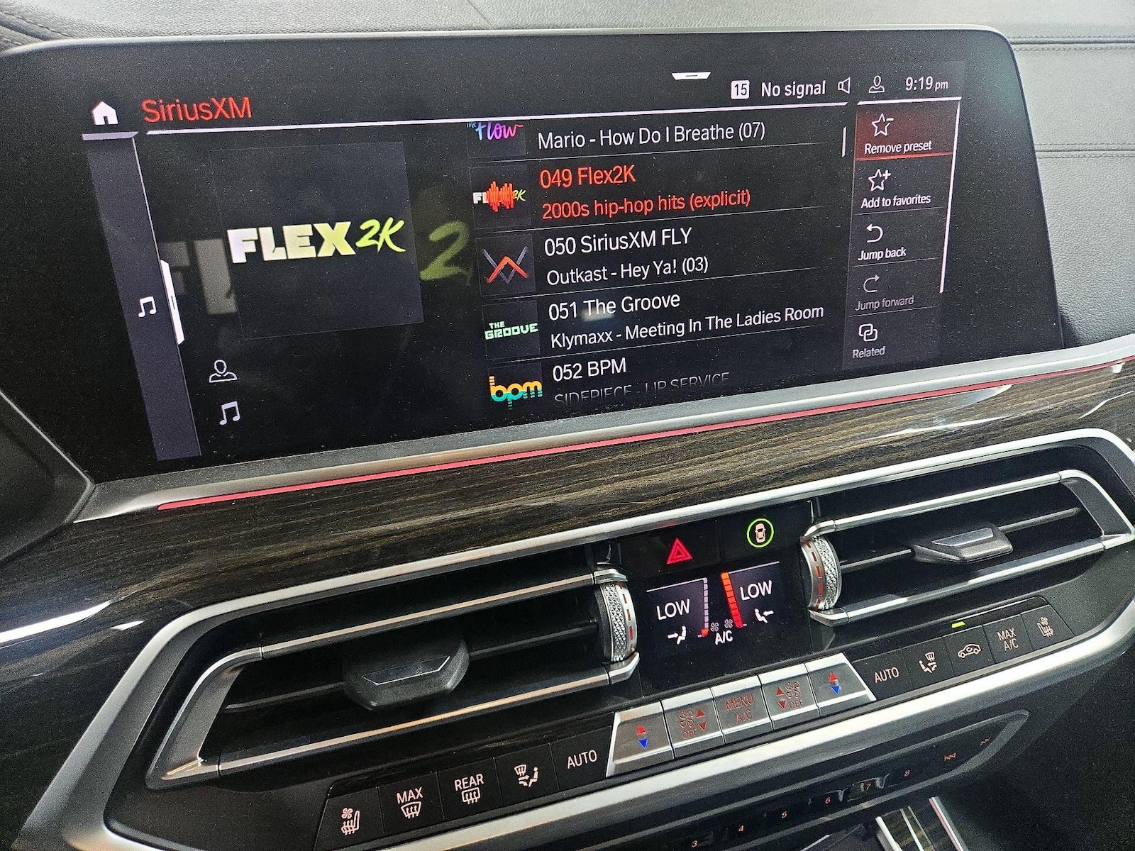 2021 BMW X5 40i - Photo 16