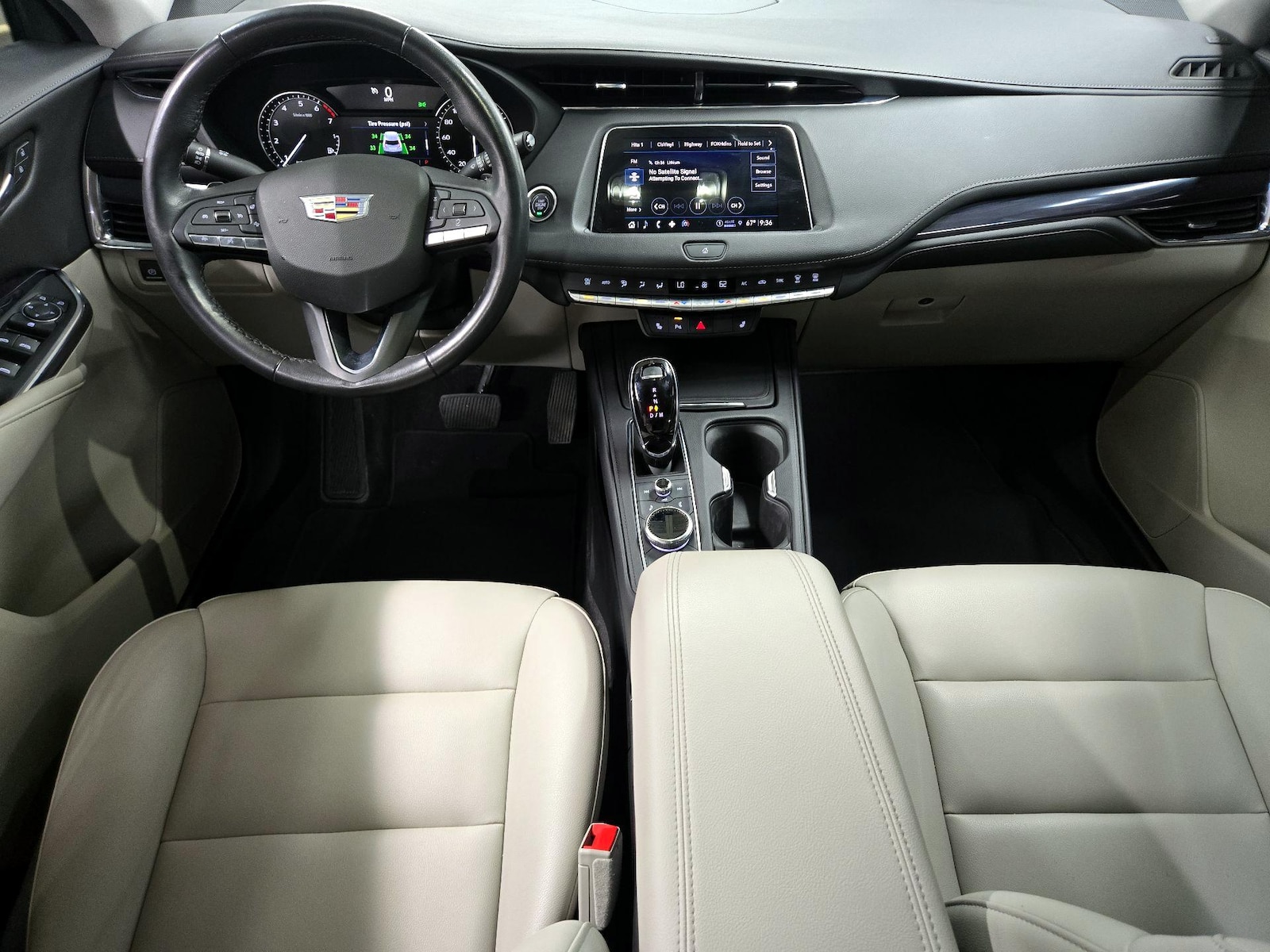 2023 Cadillac XT4 Luxury - Photo 10