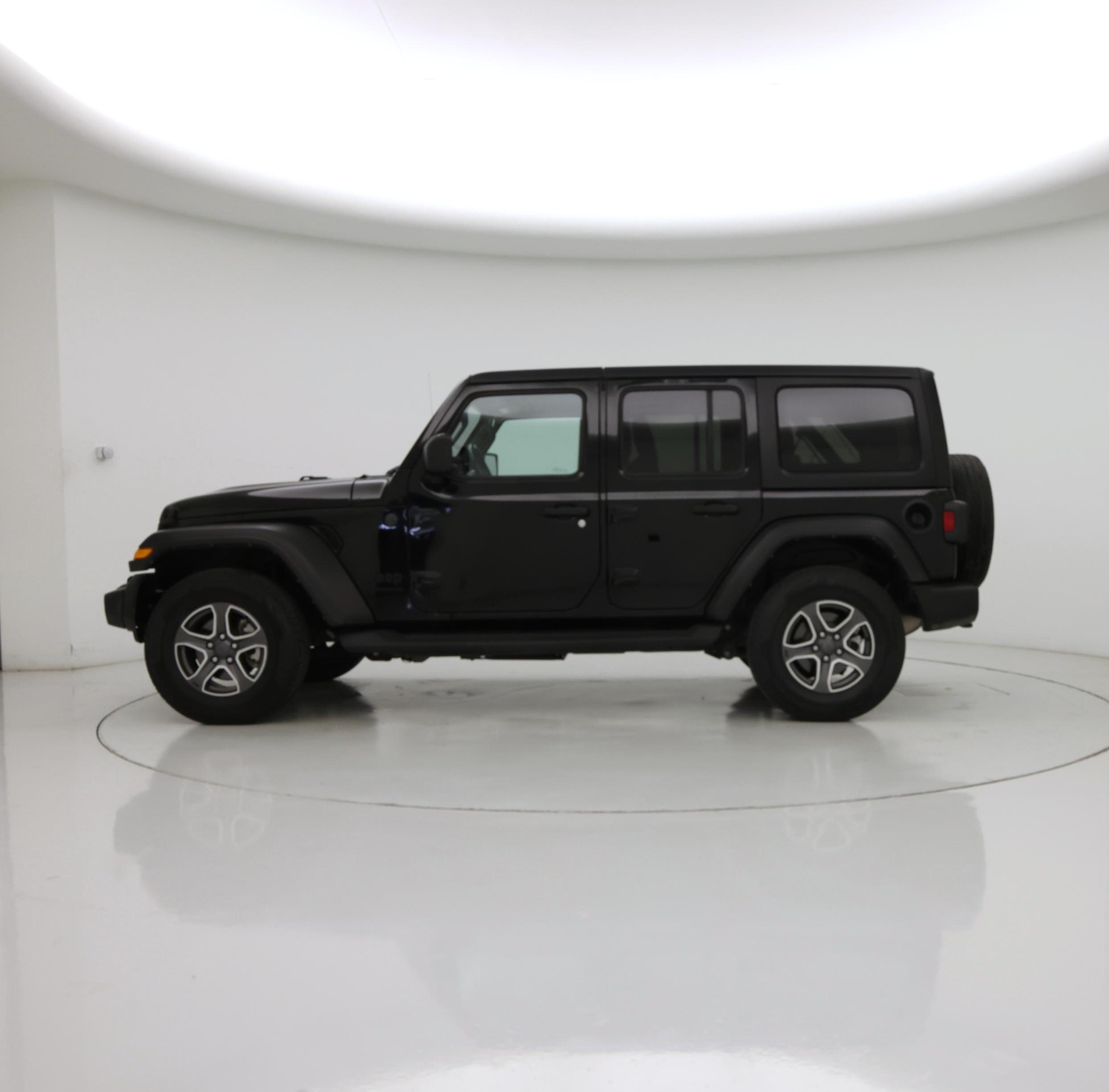 Thumbnail: 2022 Jeep Wrangler - 3
