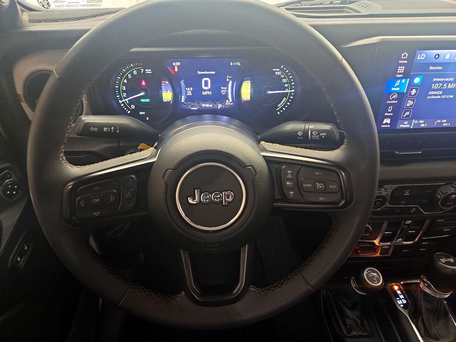 2024 Jeep Wrangler 4xe Willys 4XE - Photo 11