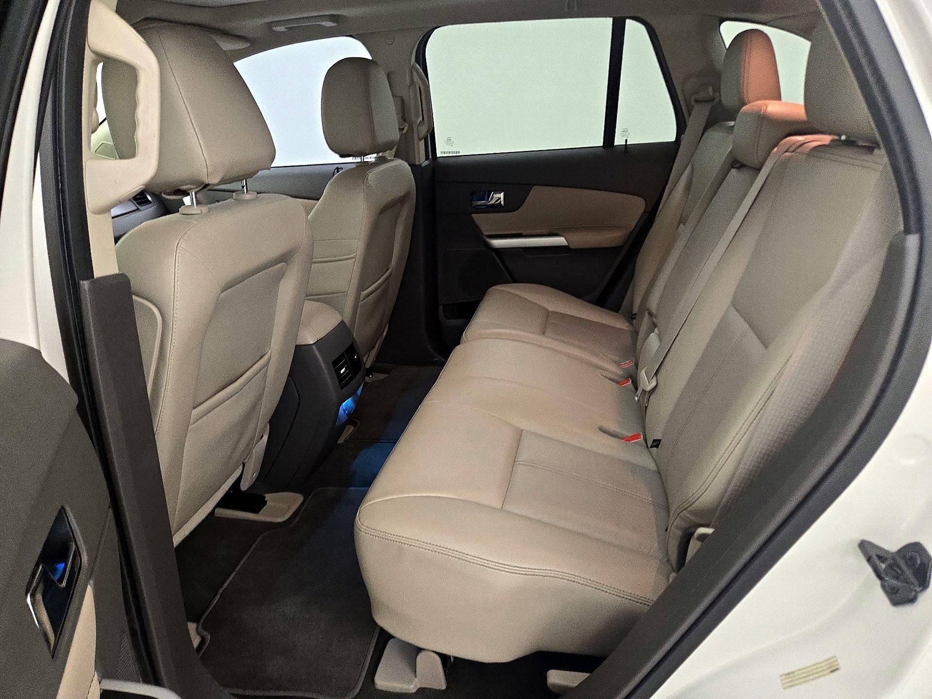 Thumbnail: 2014 Ford Edge - 20