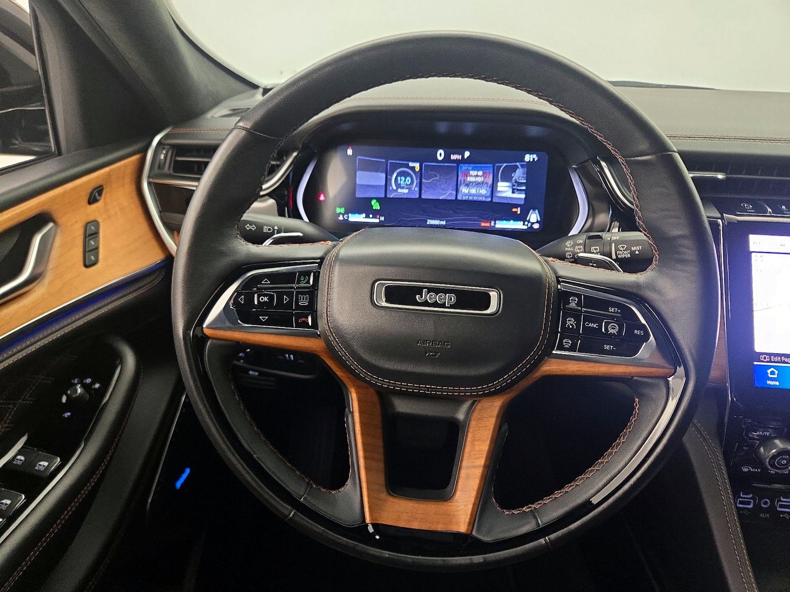 2023 Jeep Grand Cherokee Summit Reserve - Photo 11