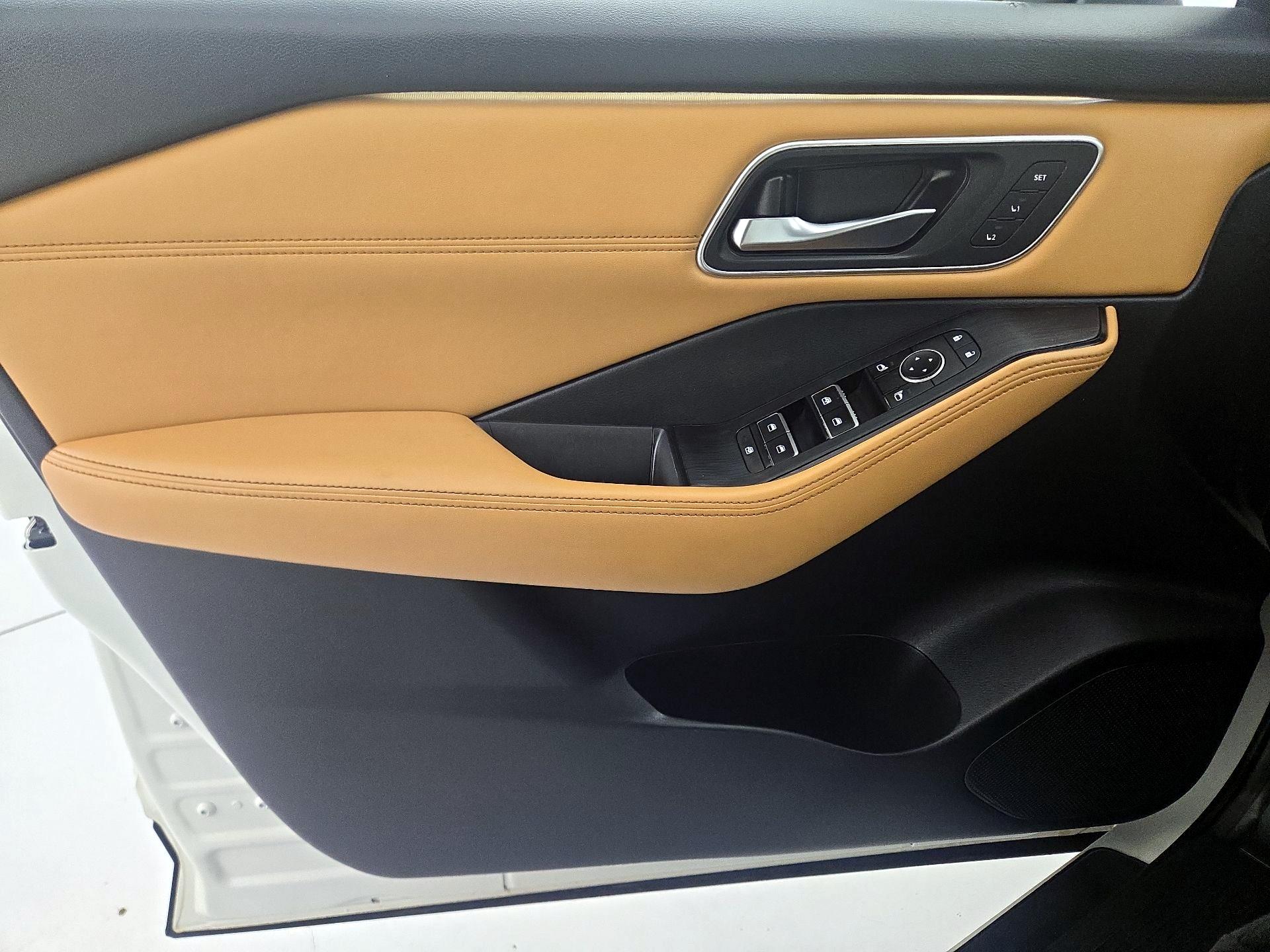 Thumbnail: 2021 Nissan Rogue - 12