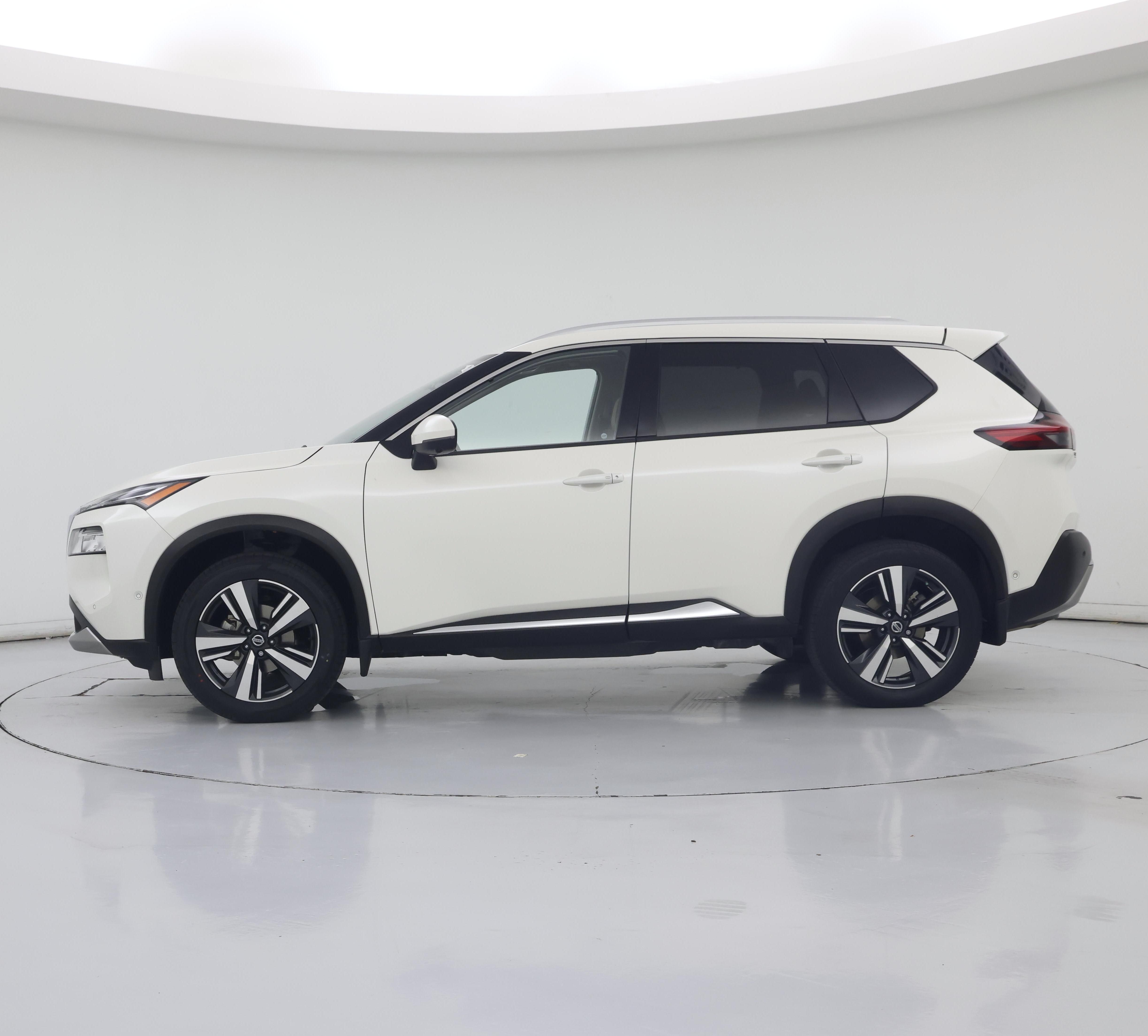 Thumbnail: 2021 Nissan Rogue - 3