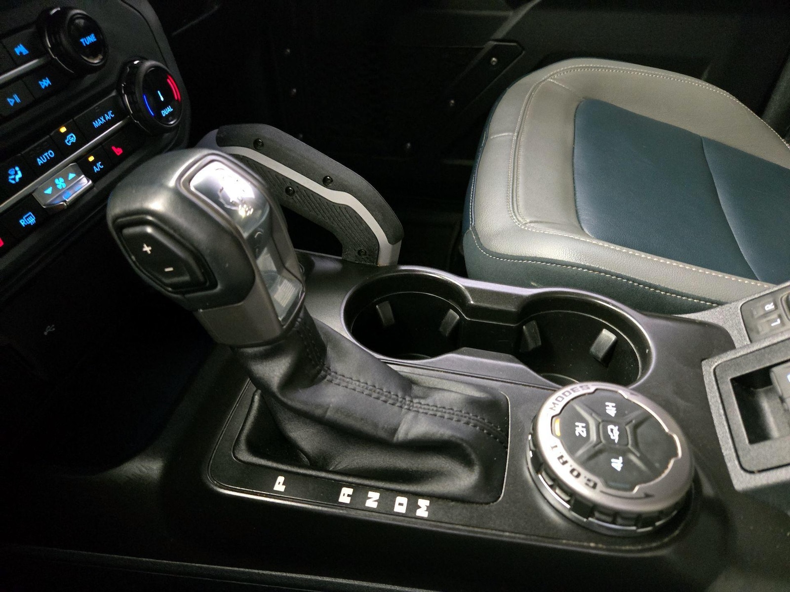 2022 Ford Bronco 4-Door Outer Banks - Photo 19
