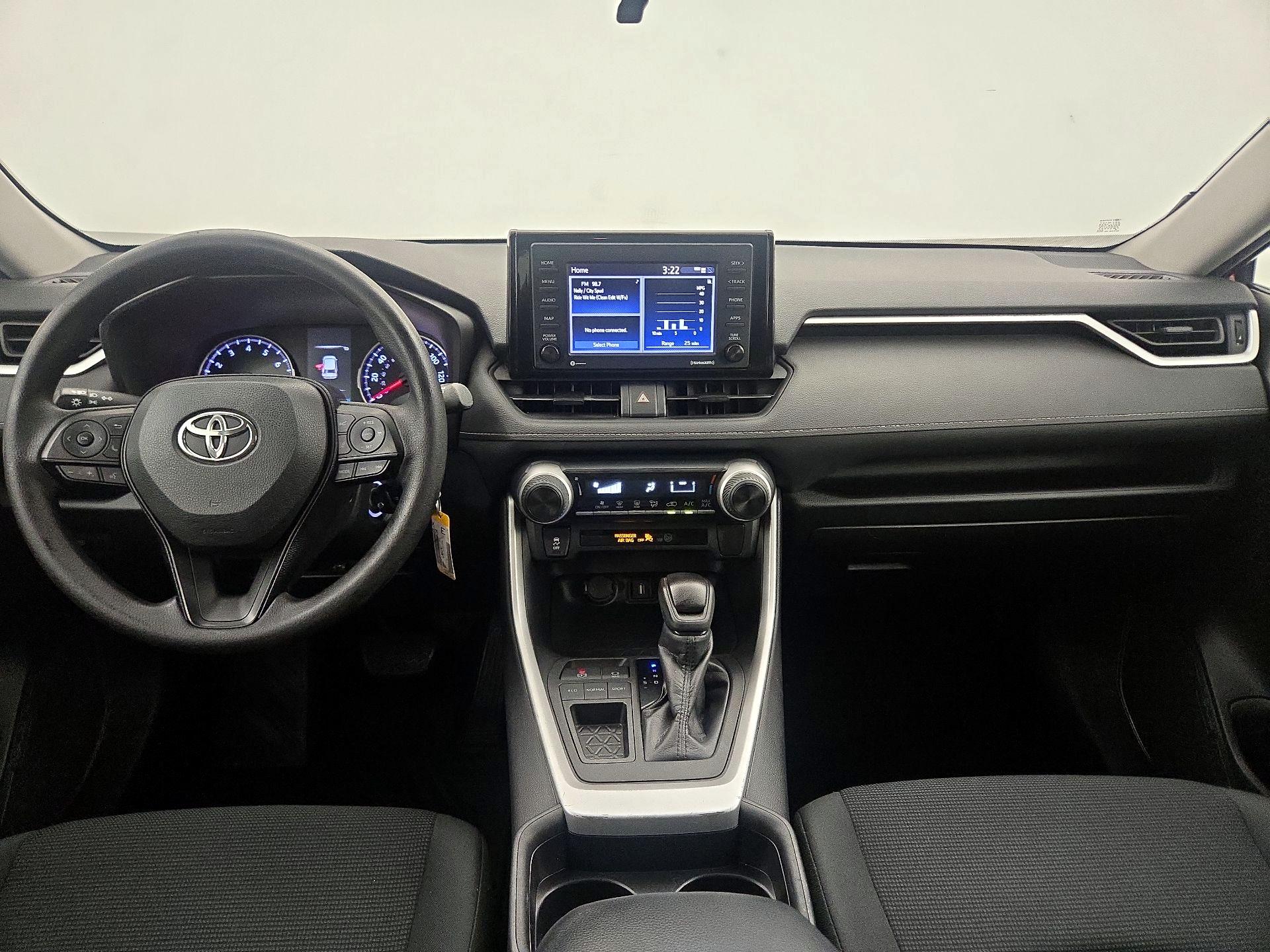 Thumbnail: 2020 Toyota RAV4 - 9