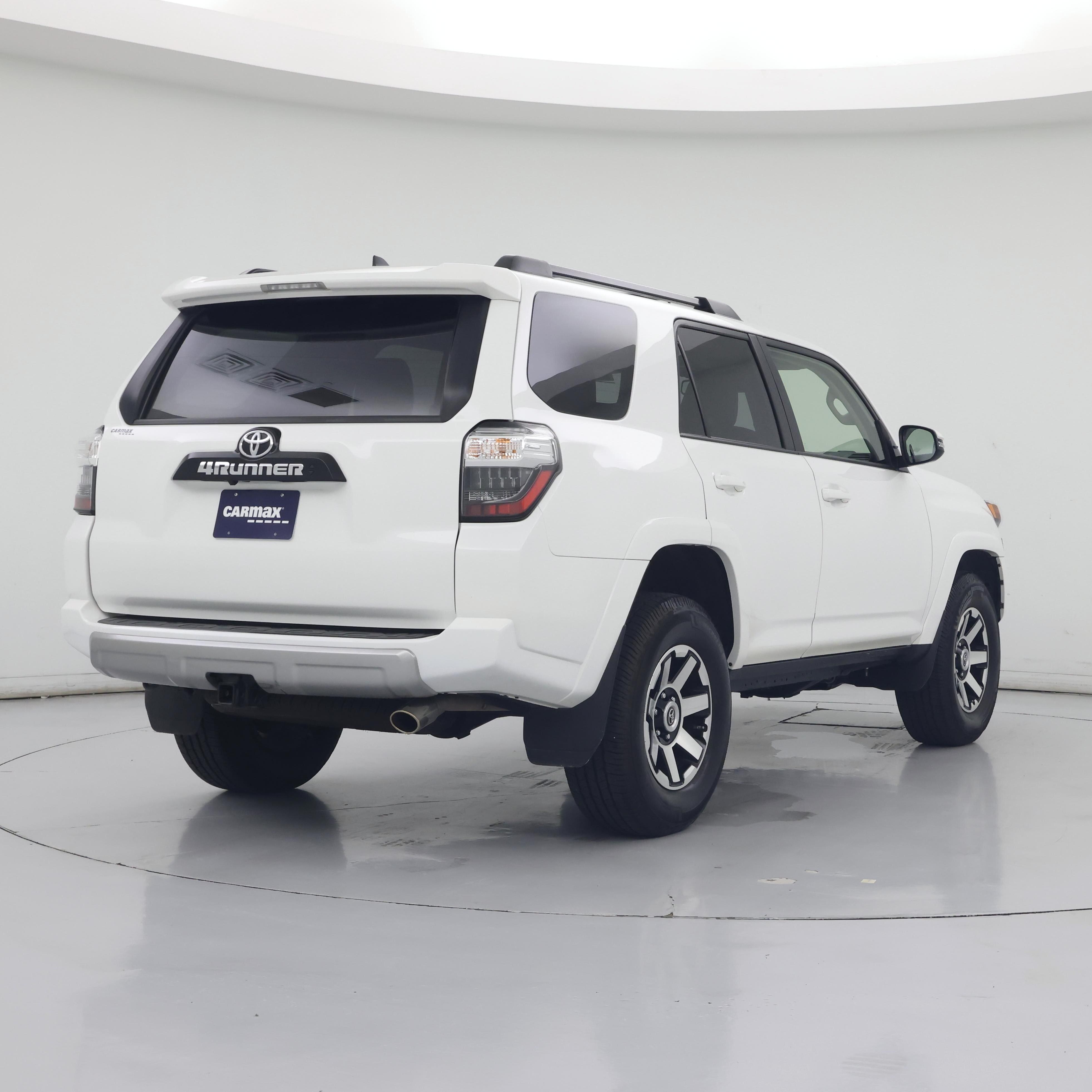 Thumbnail: 2021 Toyota 4Runner - 8