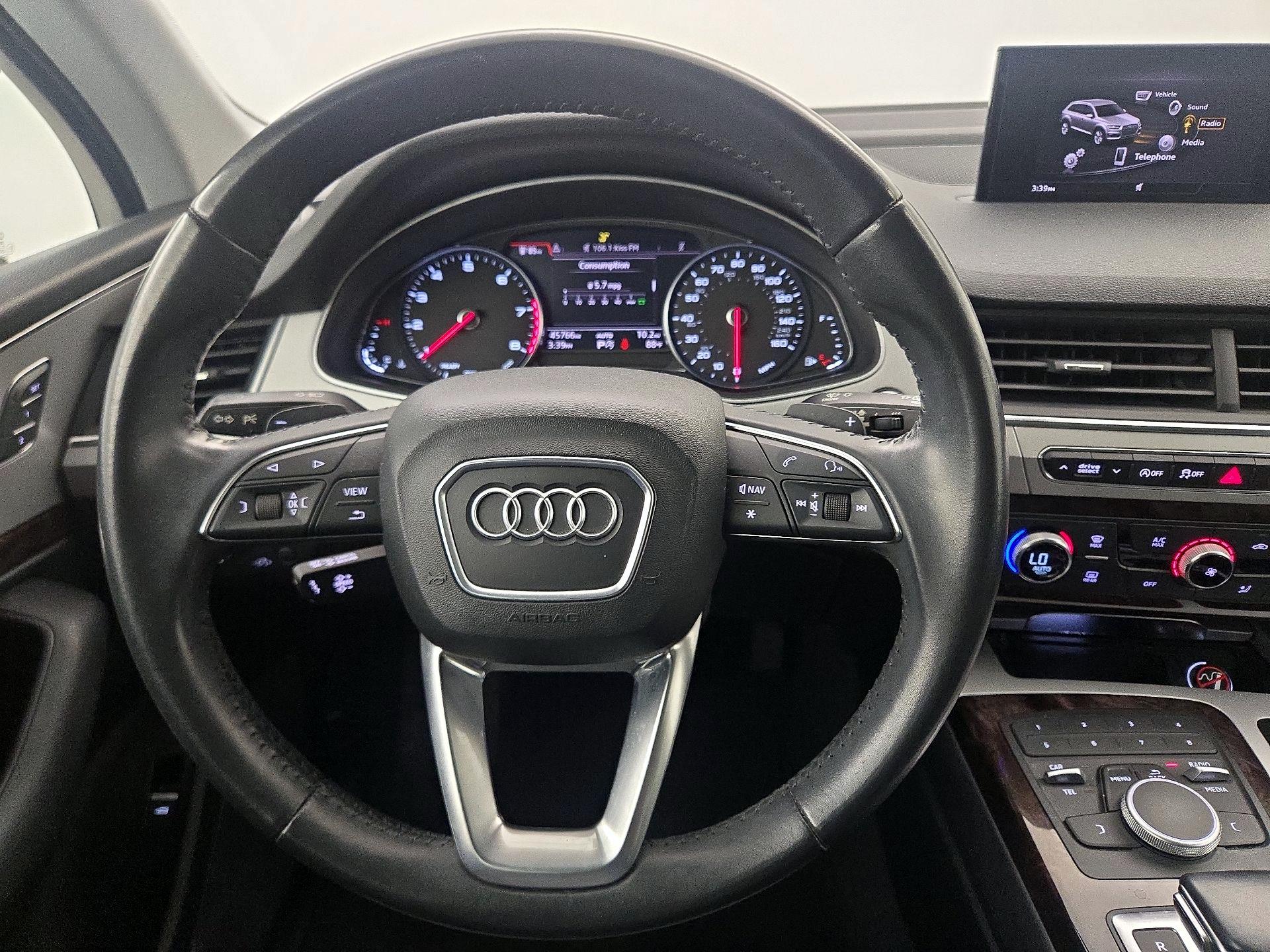Thumbnail: 2018 Audi Q7 - 10