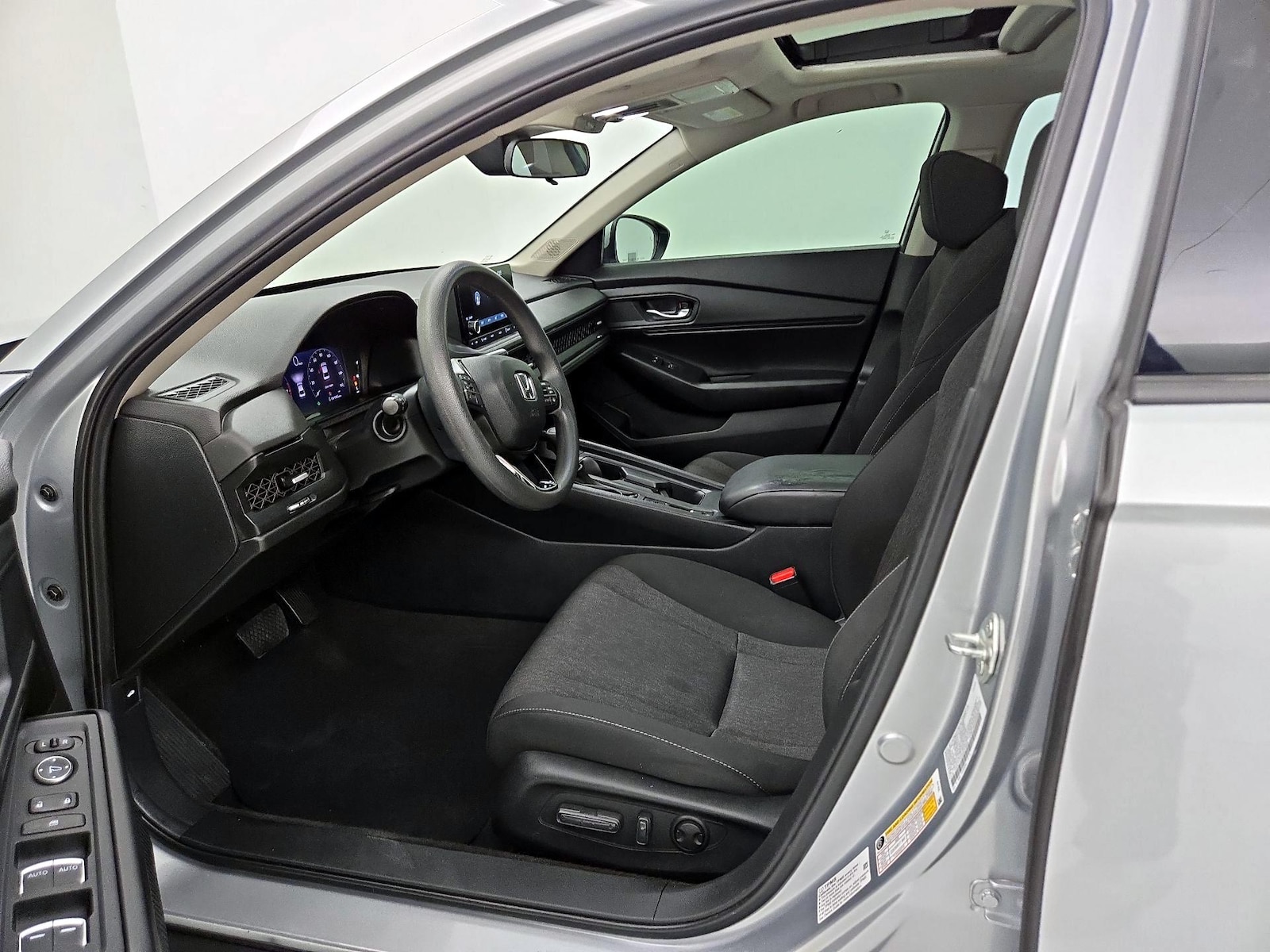 2024 Honda Accord EX - Photo 12