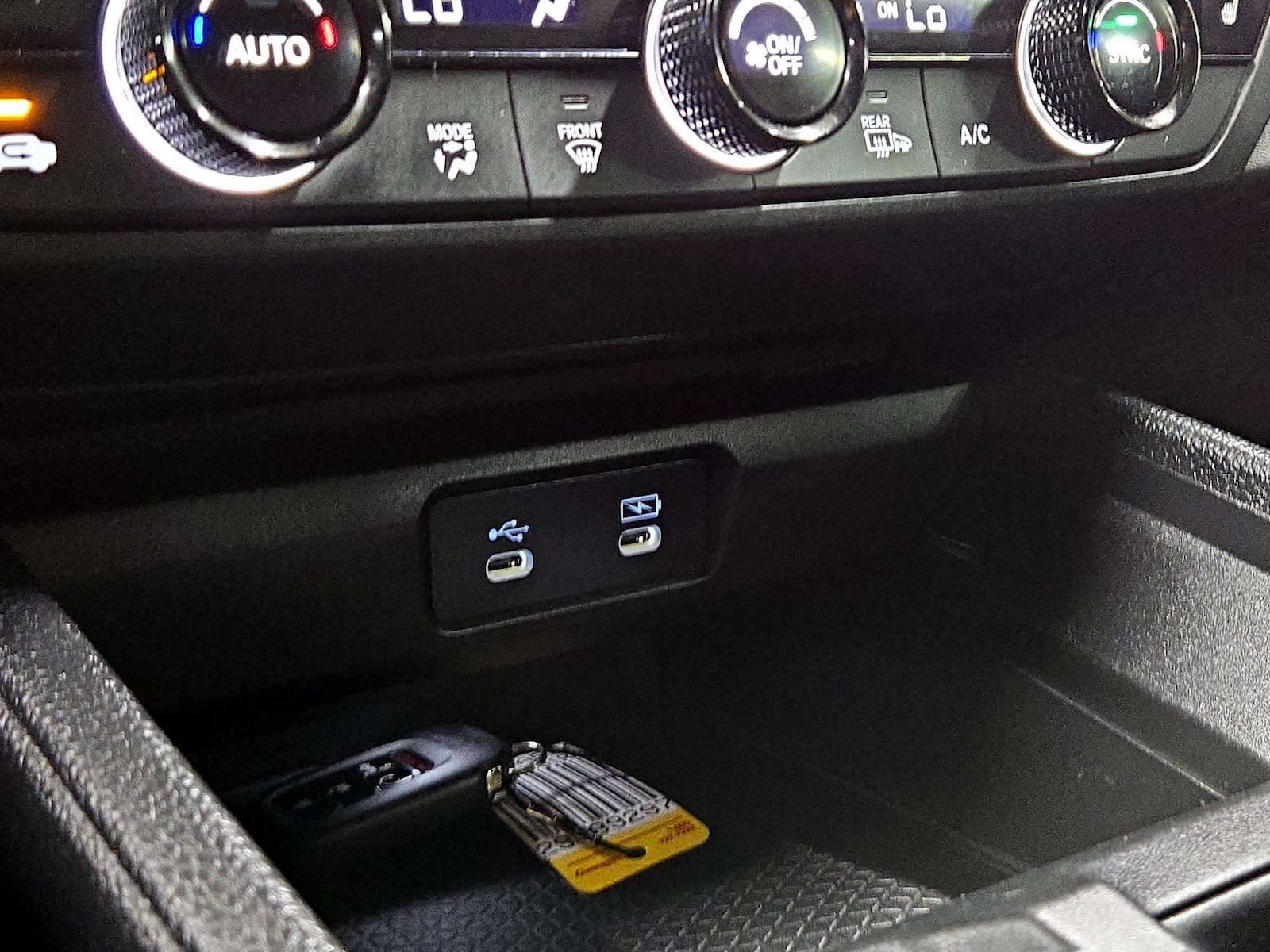 2024 Honda Accord EX - Photo 18