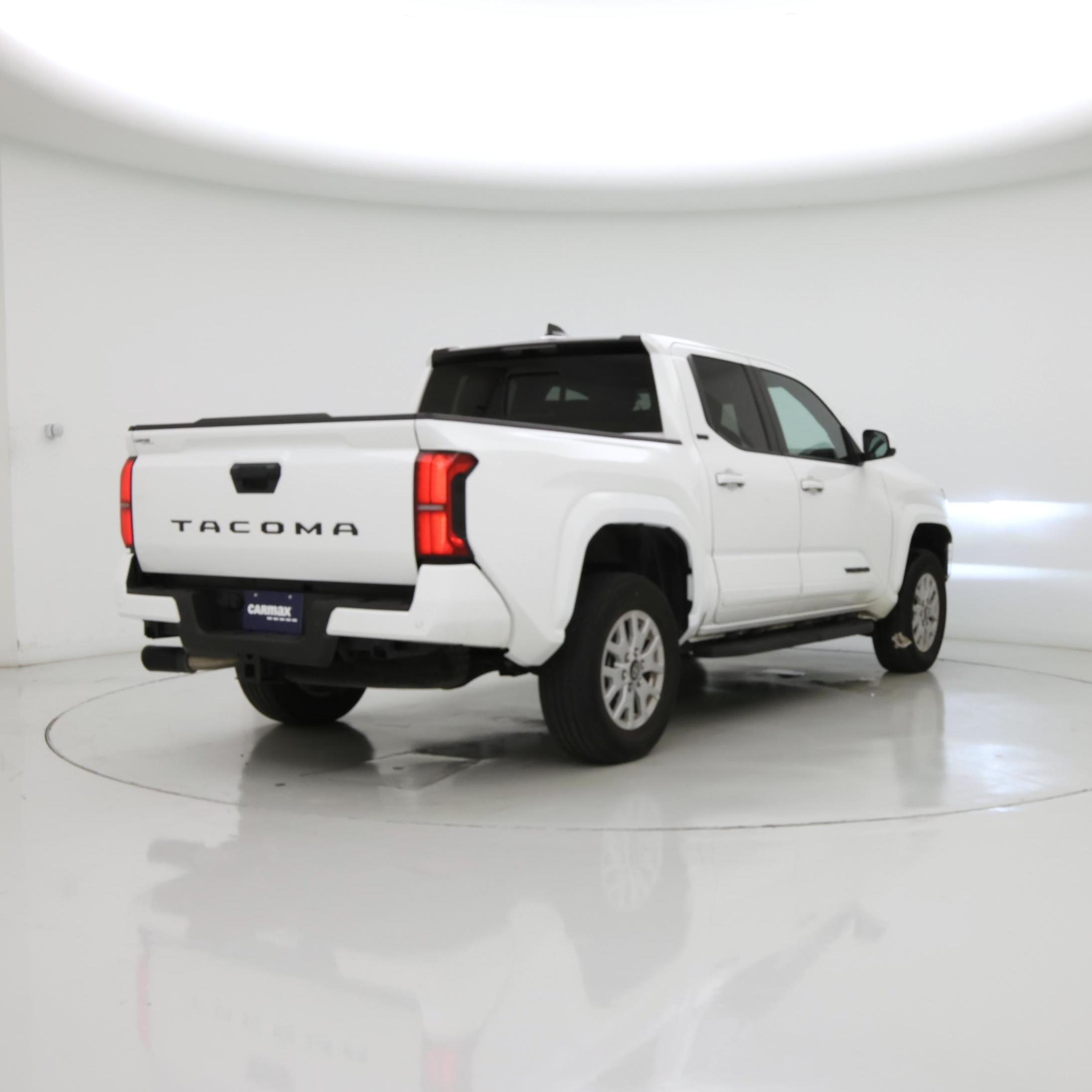 Thumbnail: 2024 Toyota Tacoma - 8