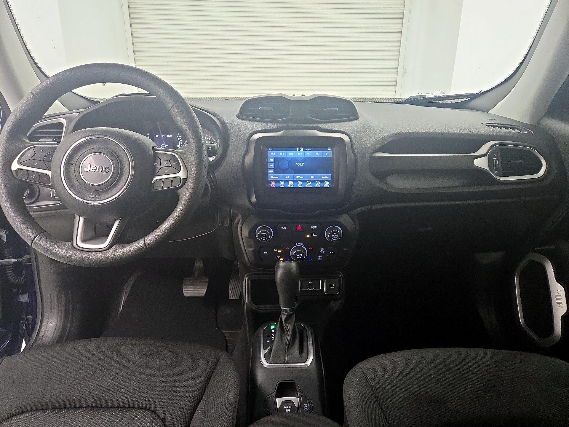 Thumbnail: 2021 Jeep Renegade - 9
