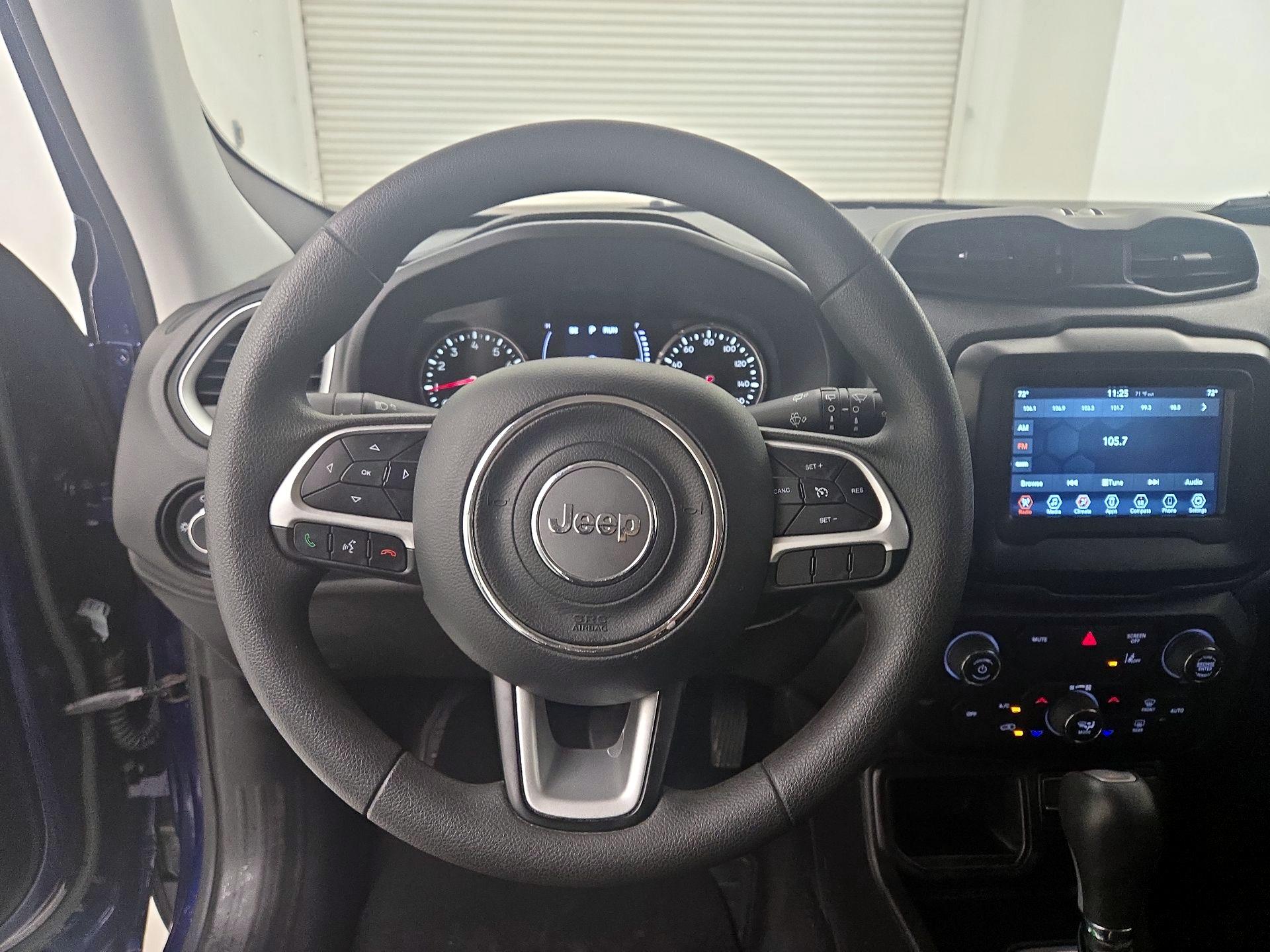Thumbnail: 2021 Jeep Renegade - 10
