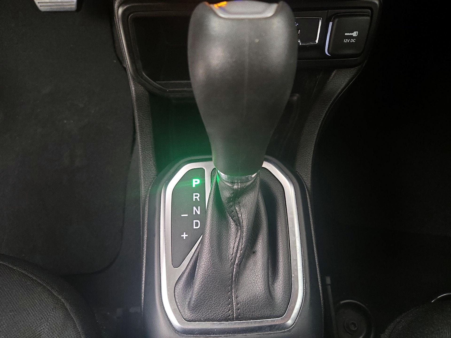 Thumbnail: 2021 Jeep Renegade - 17