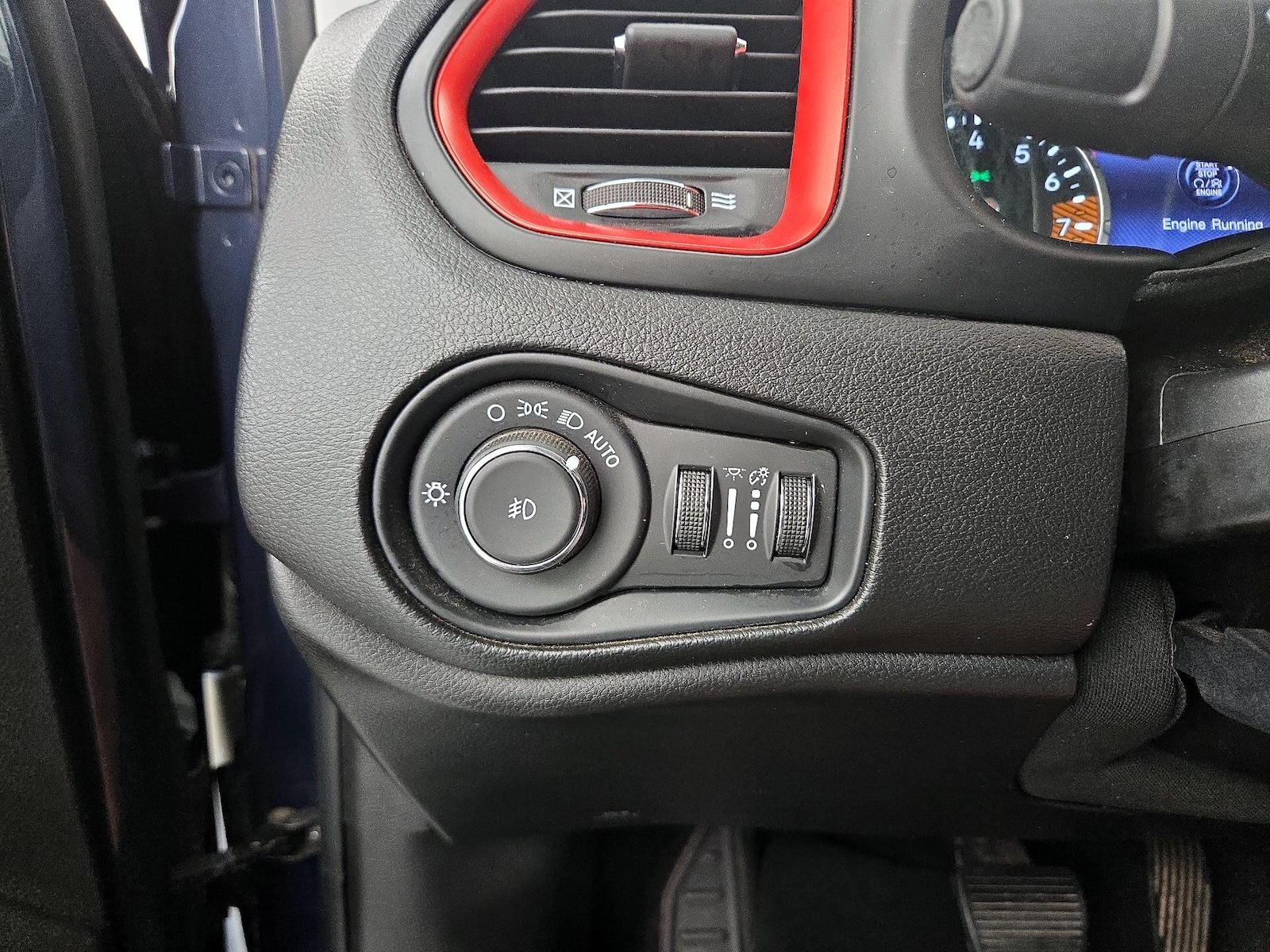 2020 Jeep Renegade Trailhawk - Photo 14