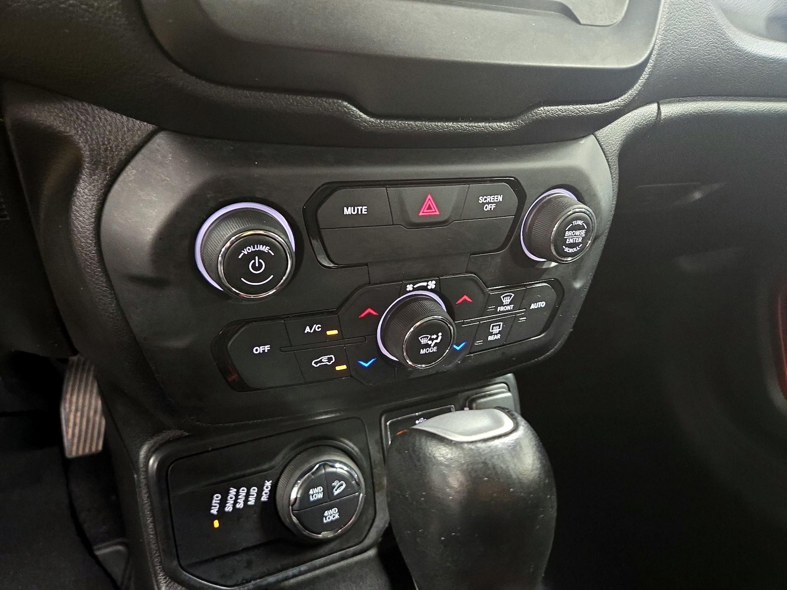 2020 Jeep Renegade Trailhawk - Photo 17