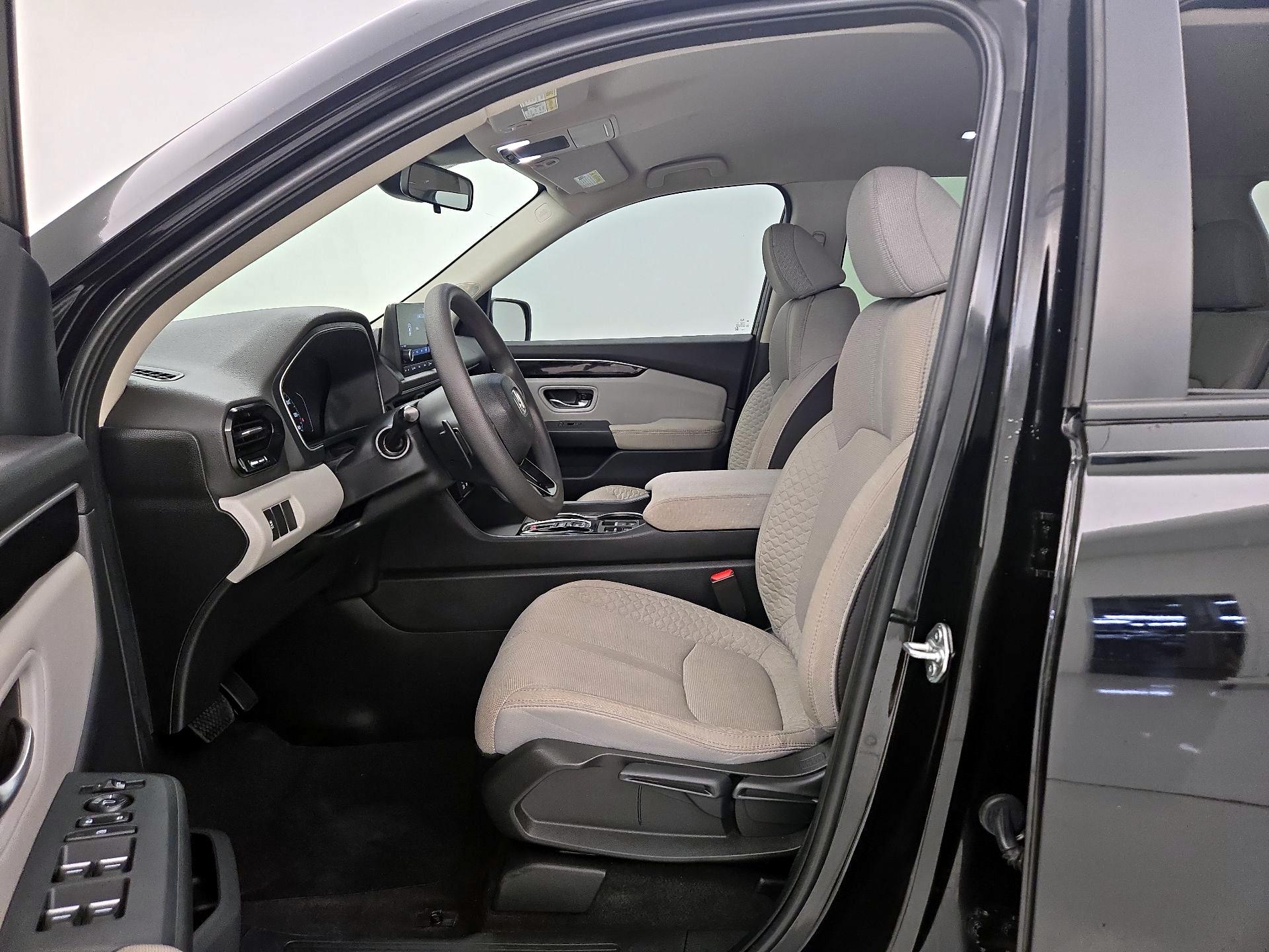 Thumbnail: 2023 Honda Pilot - 11