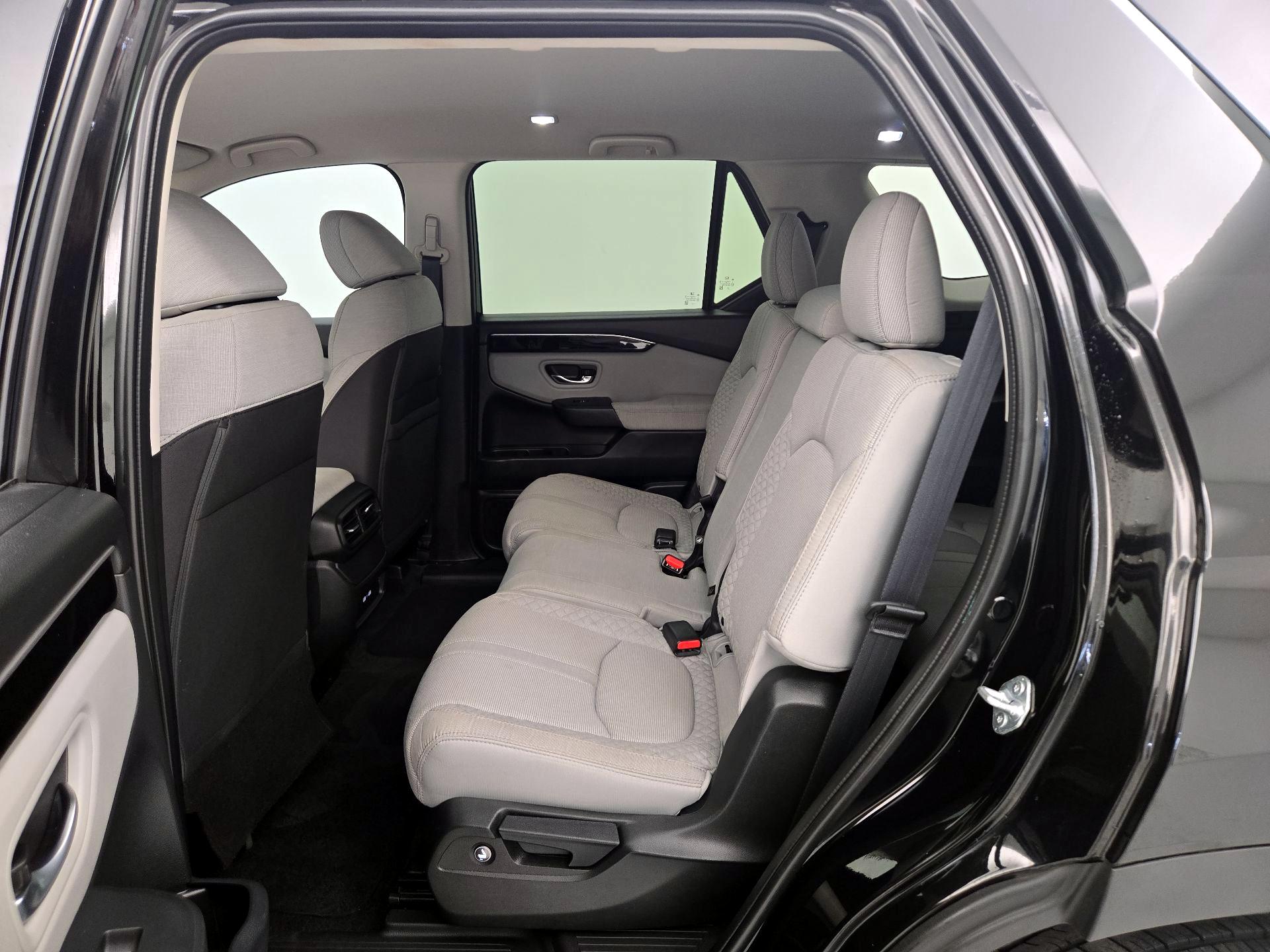 Thumbnail: 2023 Honda Pilot - 19