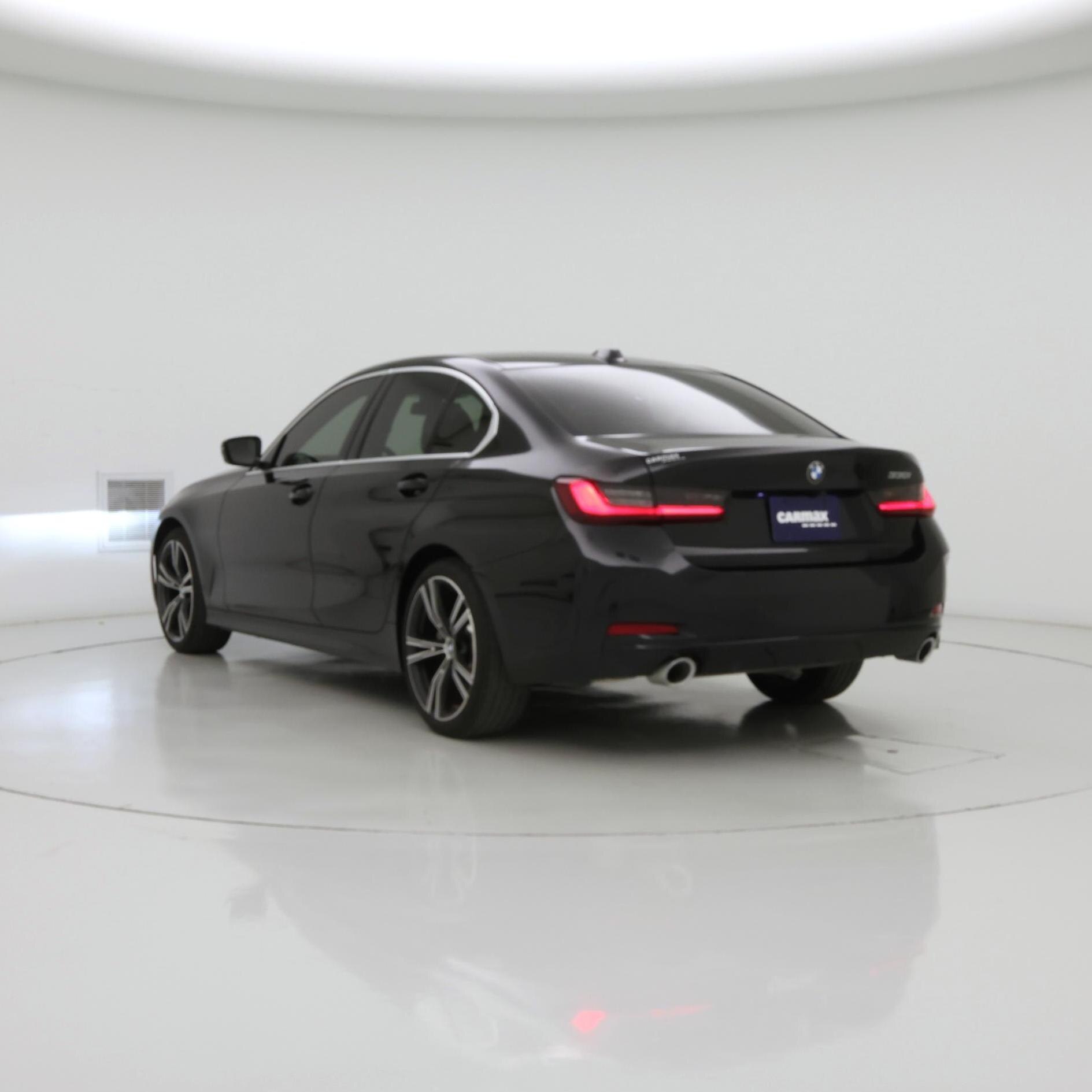 Thumbnail: 2024 BMW 3 Series - 2