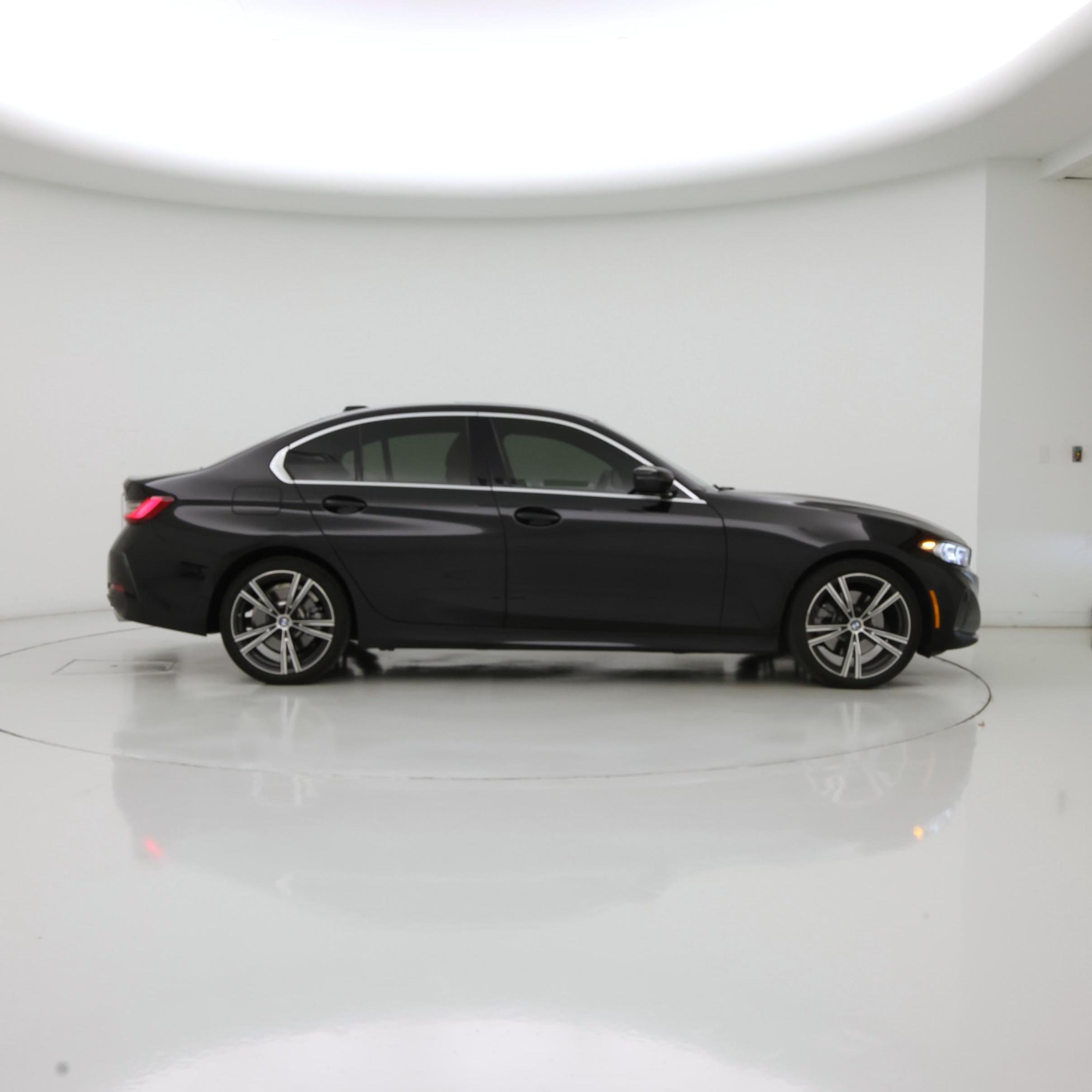 Thumbnail: 2024 BMW 3 Series - 7