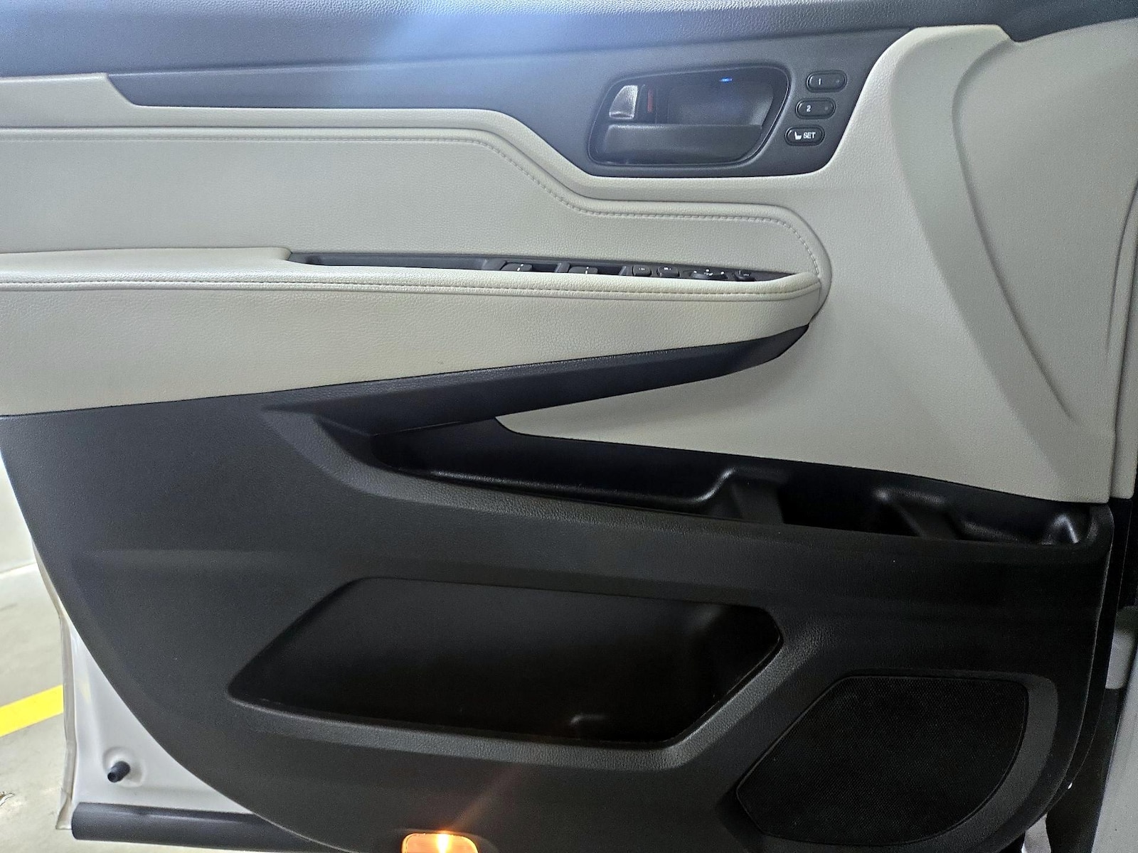 2025 Honda Odyssey EX-L - Photo 13