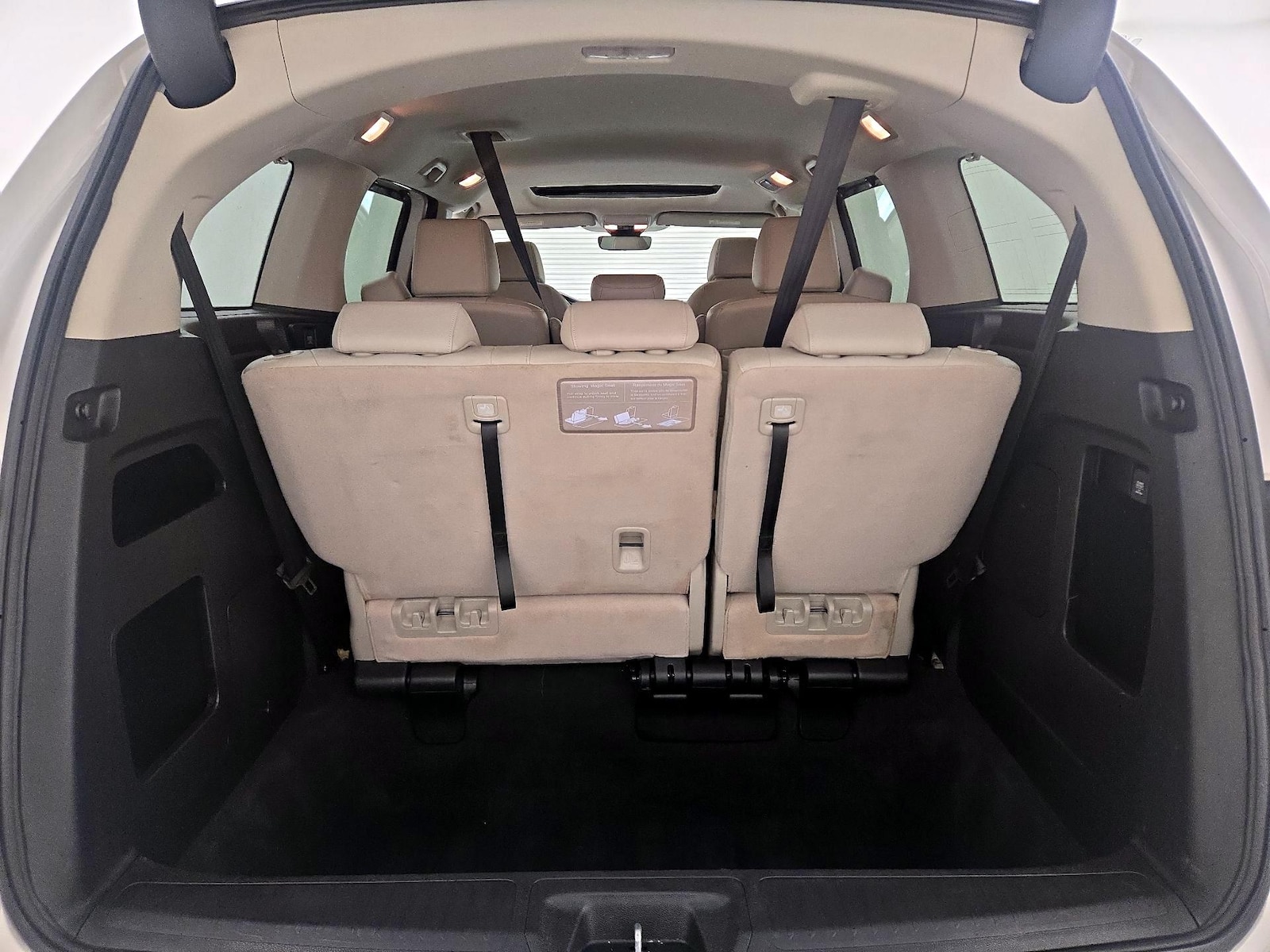 2025 Honda Odyssey EX-L - Photo 23