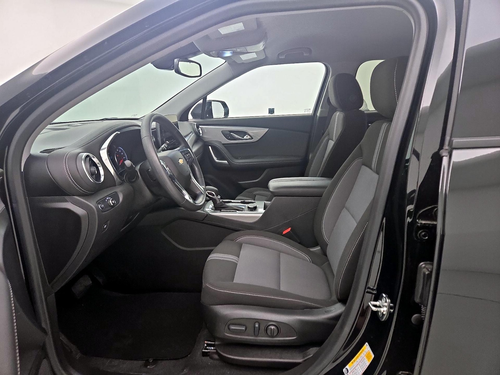 2025 Chevrolet Blazer 2LT, photo 12