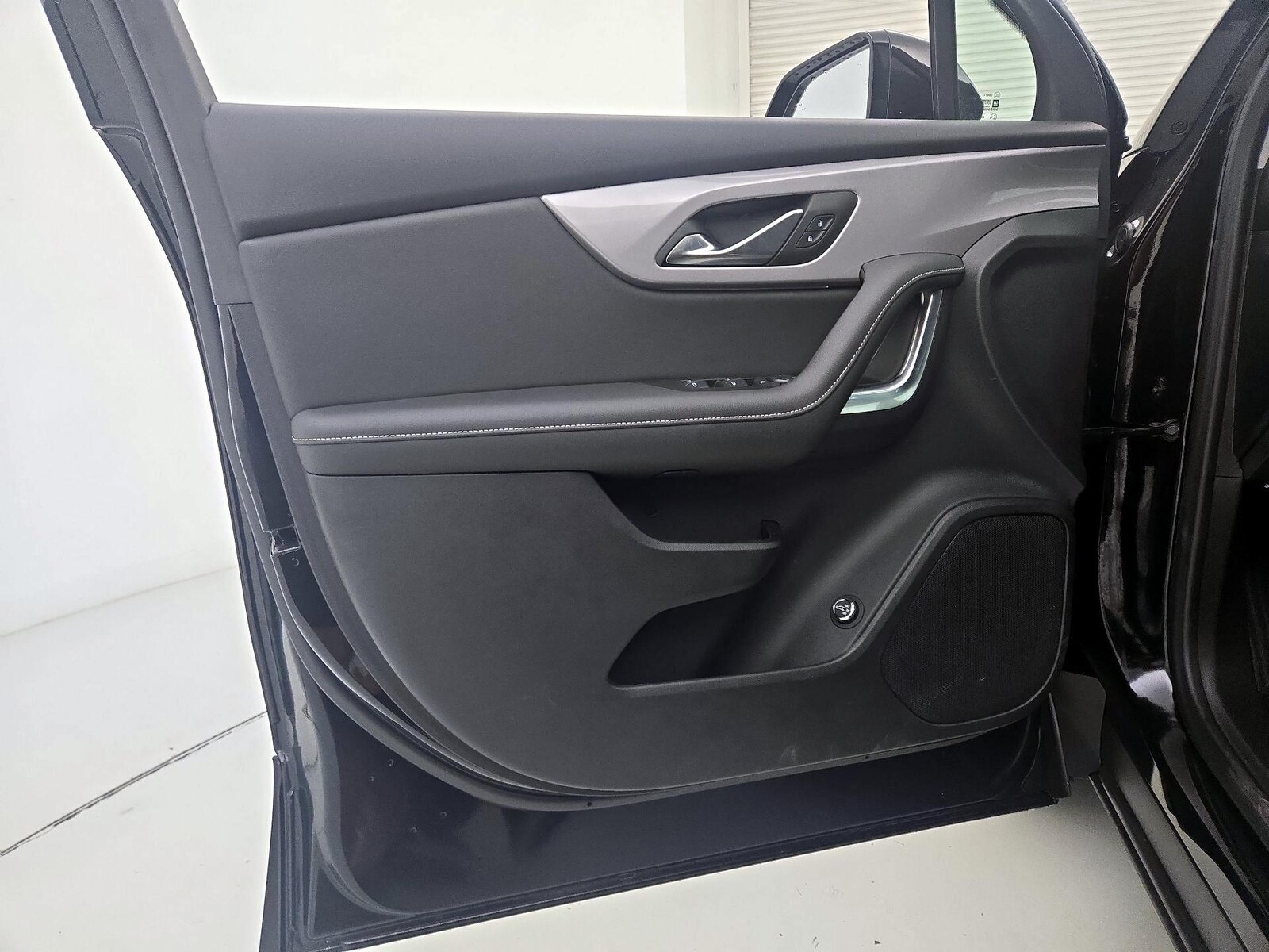2025 Chevrolet Blazer 2LT, photo 13
