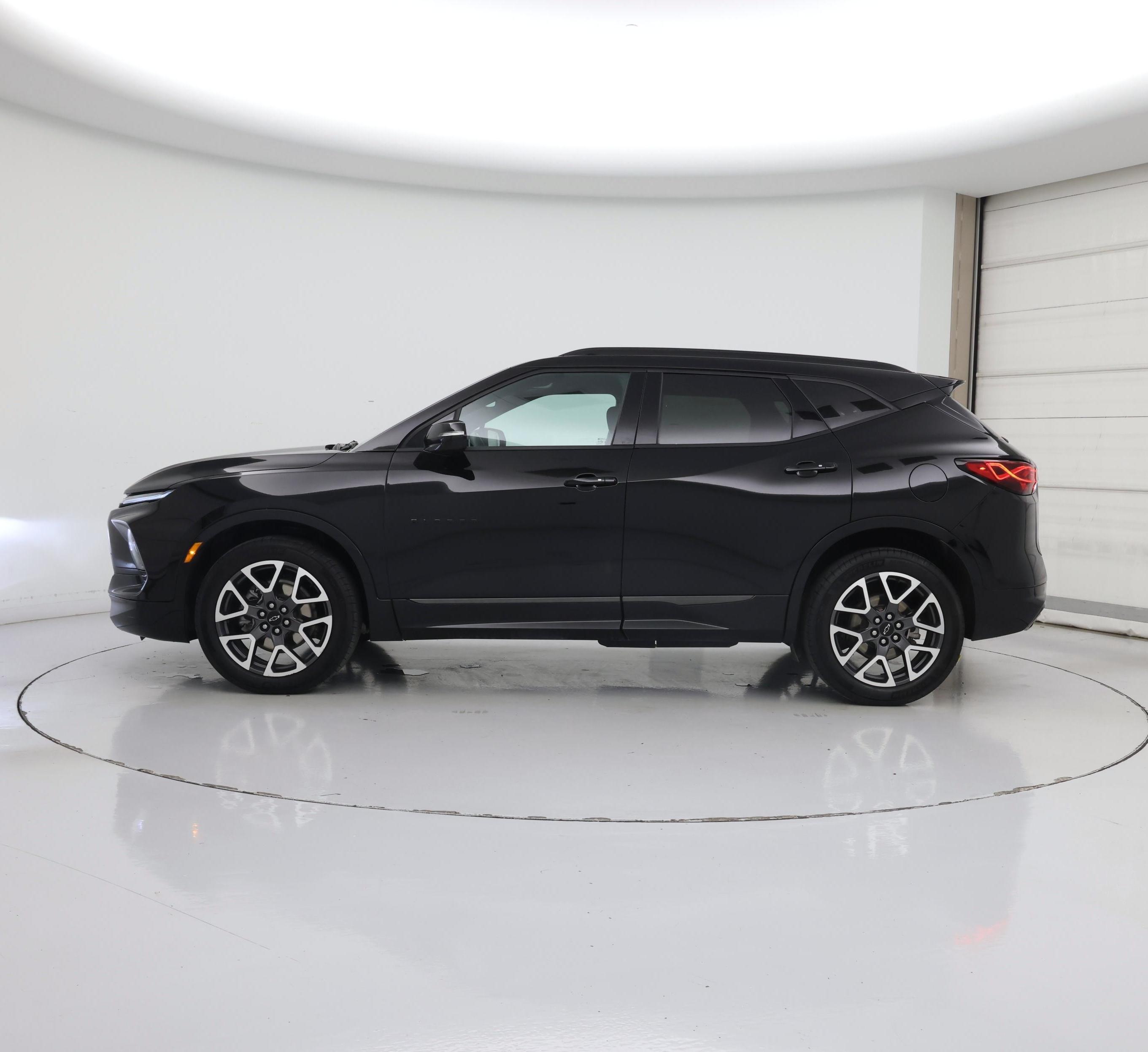 Thumbnail: 2025 Chevrolet Blazer - 3