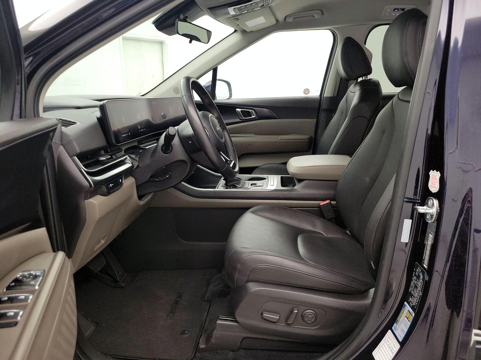 Thumbnail: 2025 Kia Carnival - 11