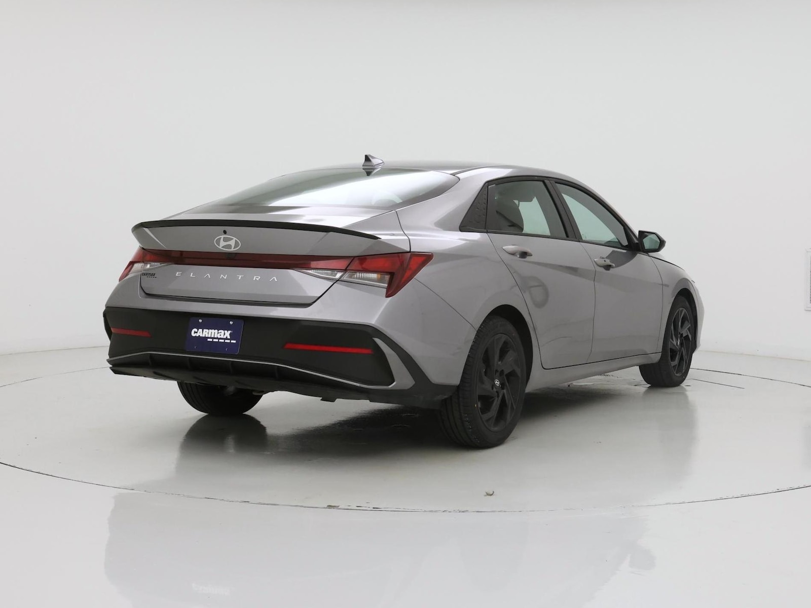2026 Hyundai Elantra SEL Sport - Photo 9
