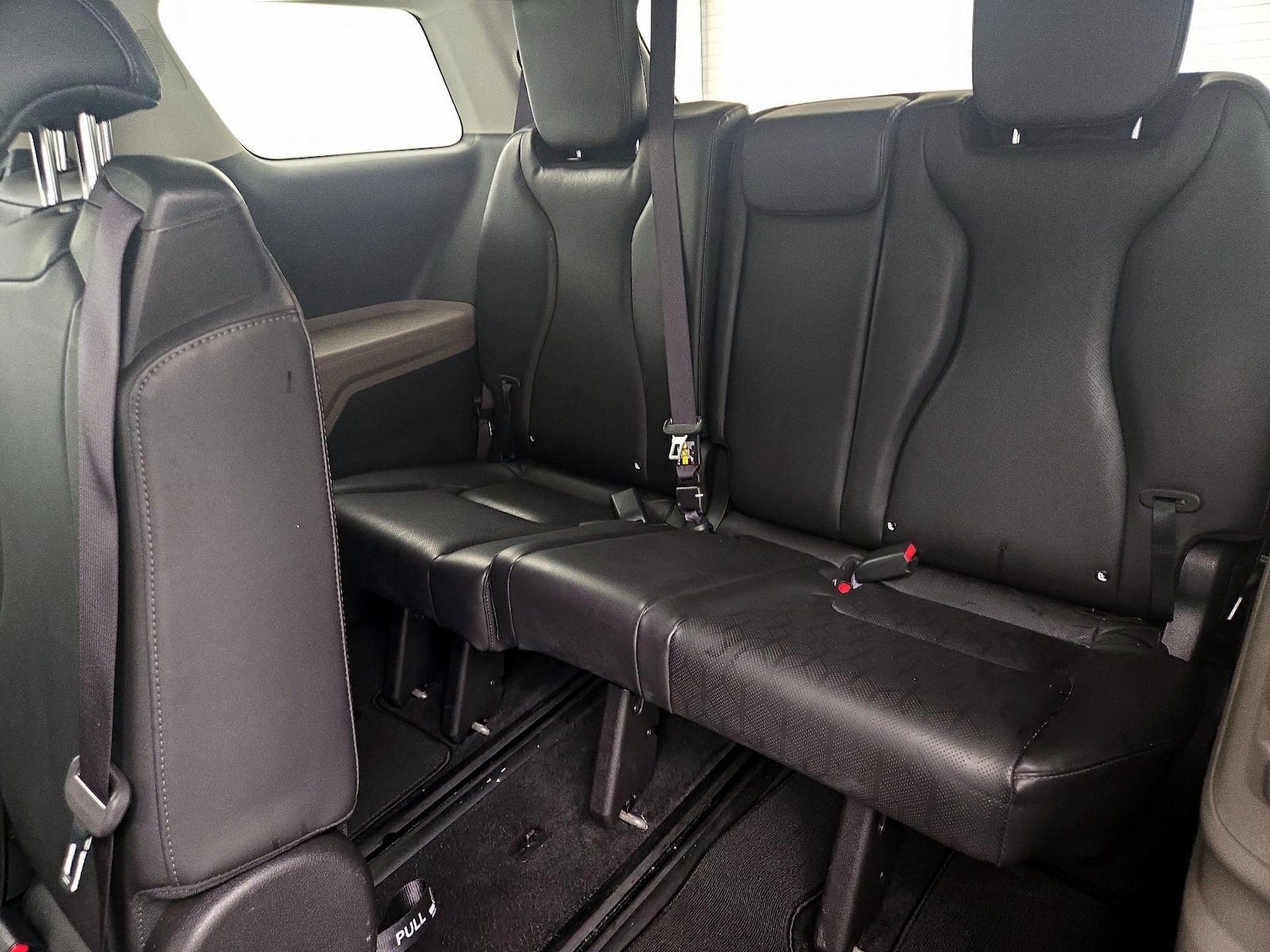 2025 Kia Carnival LXS - Photo 22
