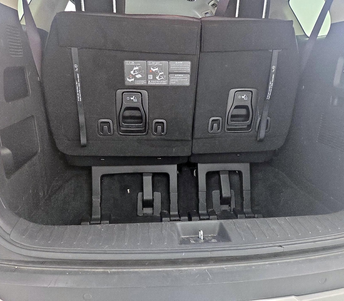 Trunk/Cargo (Seats Up)