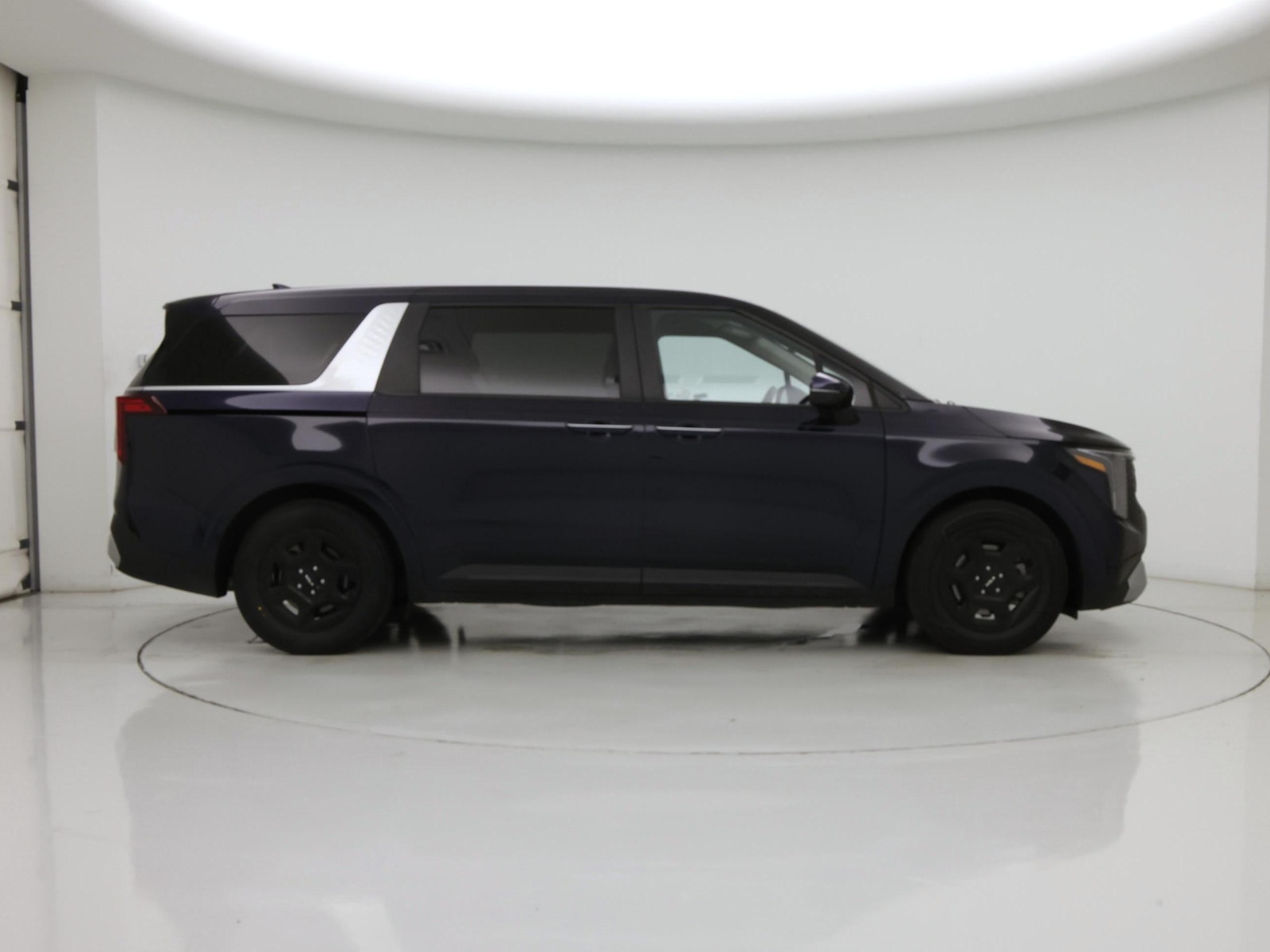 2025 Kia Carnival LXS - Photo 8