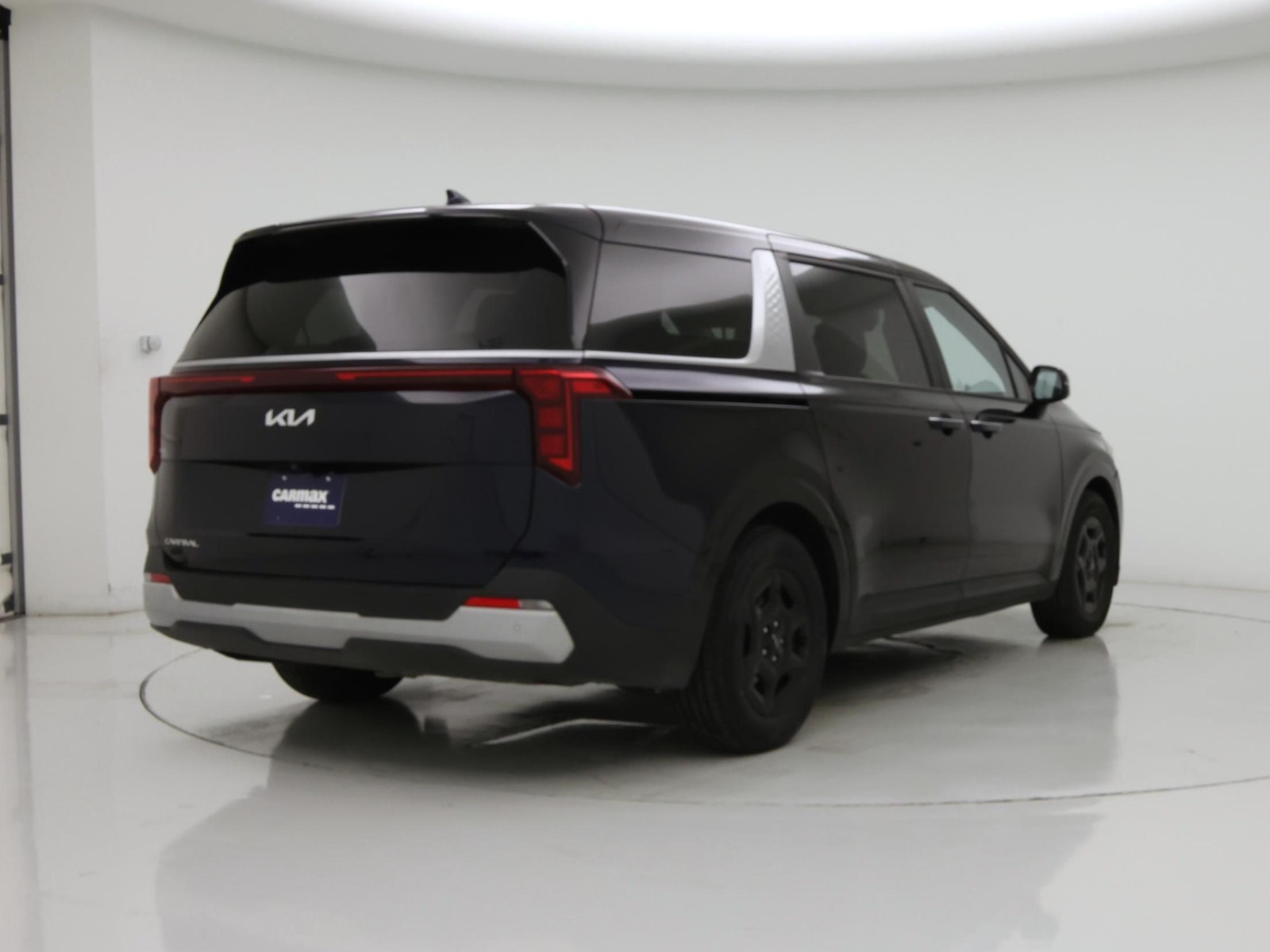 2025 Kia Carnival LXS - Photo 9