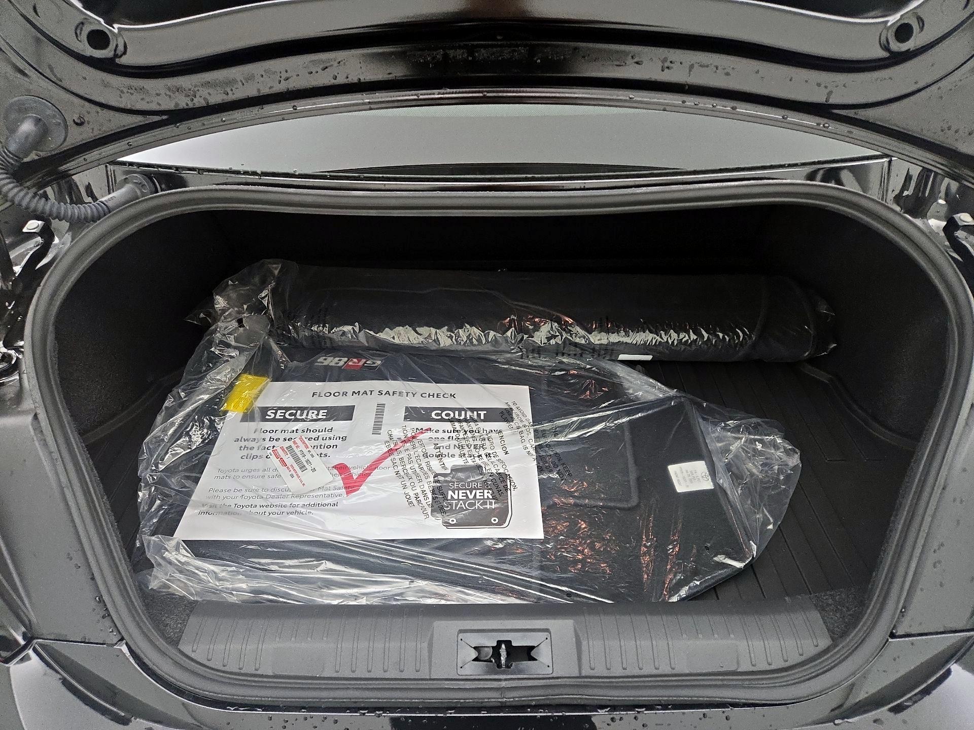 Thumbnail: 2026 Toyota GR86 - 20