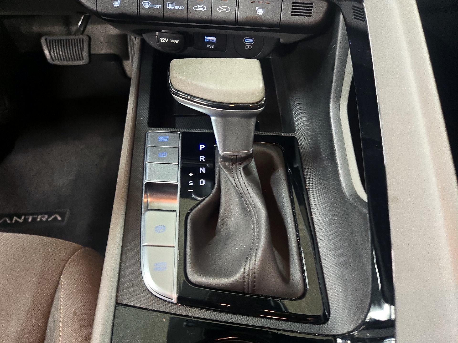 Thumbnail: 2024 Hyundai Elantra - 17