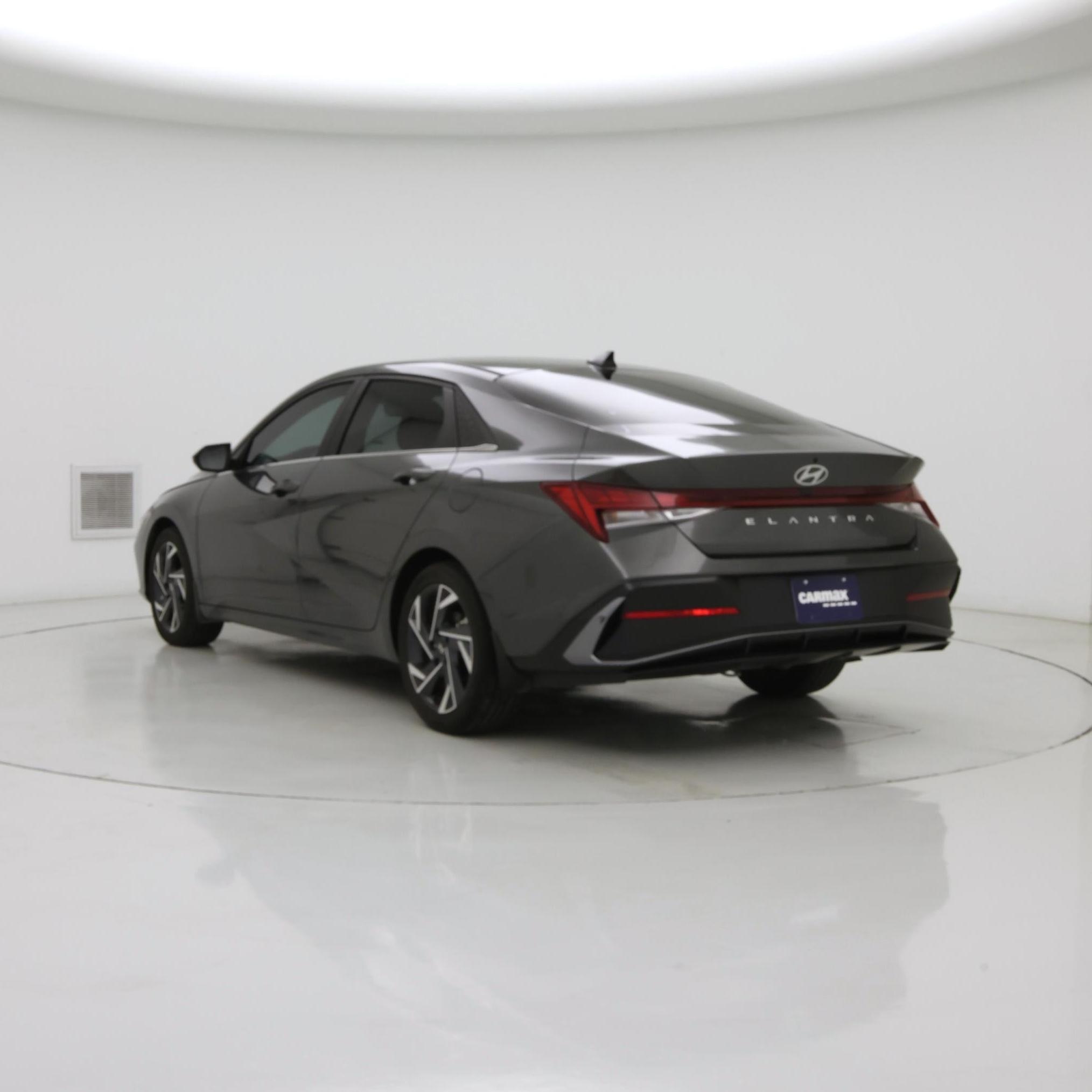 Thumbnail: 2024 Hyundai Elantra - 2