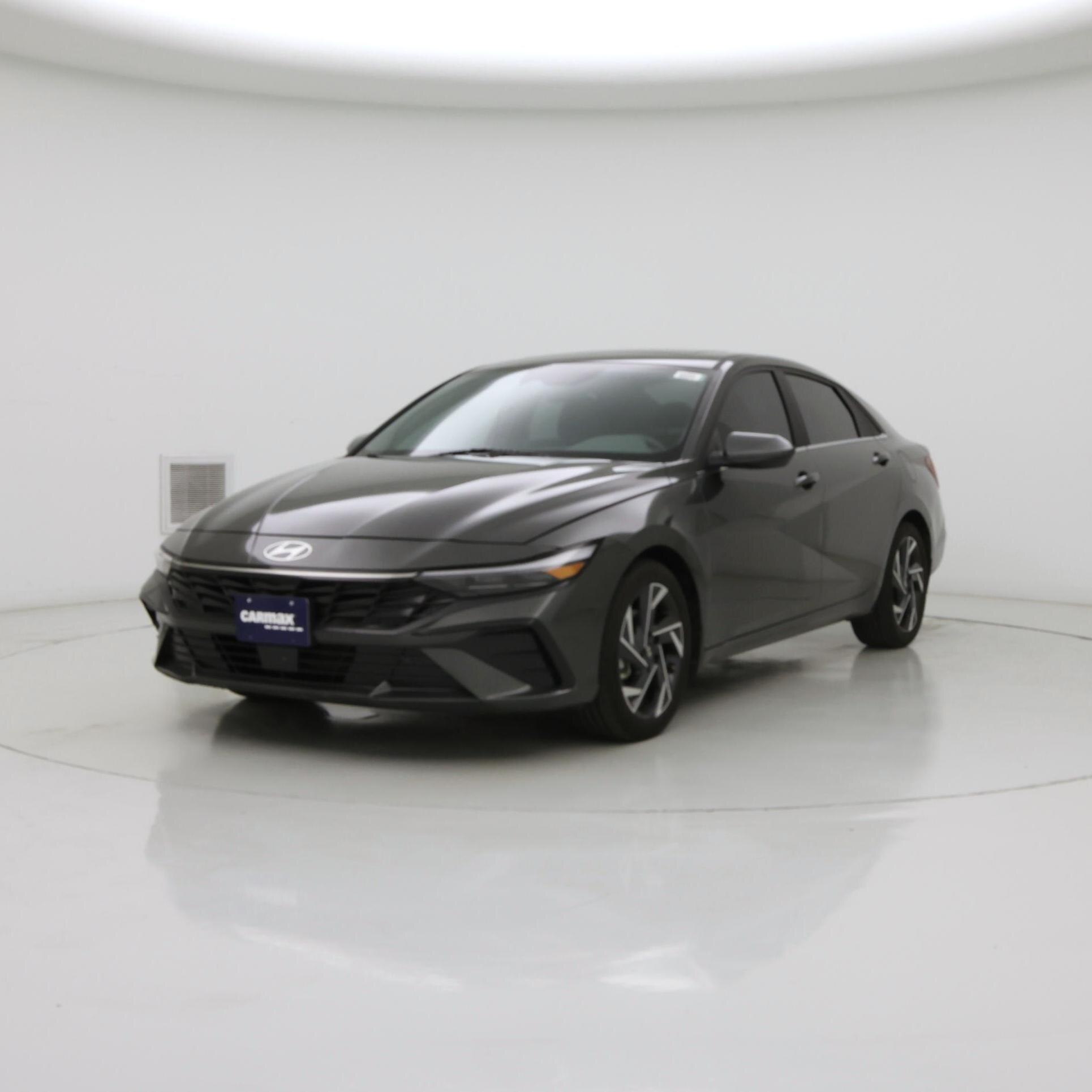 Thumbnail: 2024 Hyundai Elantra - 4