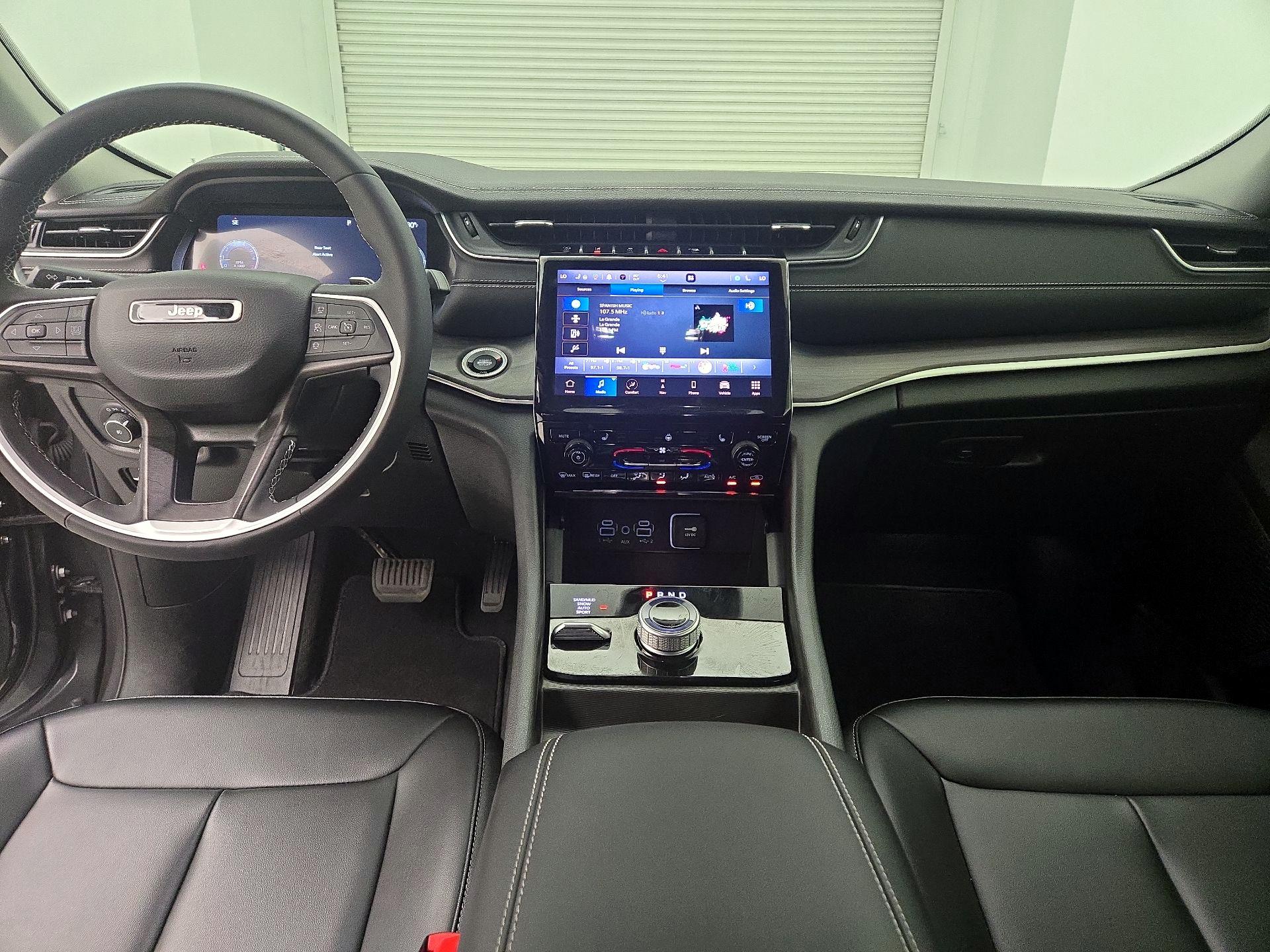 Thumbnail: 2024 Jeep Grand Cherokee - 9