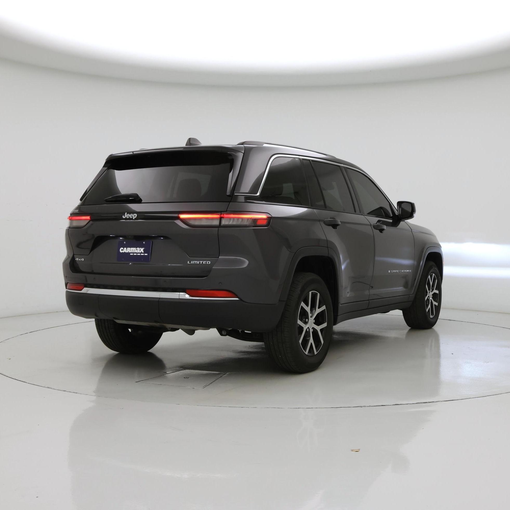 Thumbnail: 2024 Jeep Grand Cherokee - 8